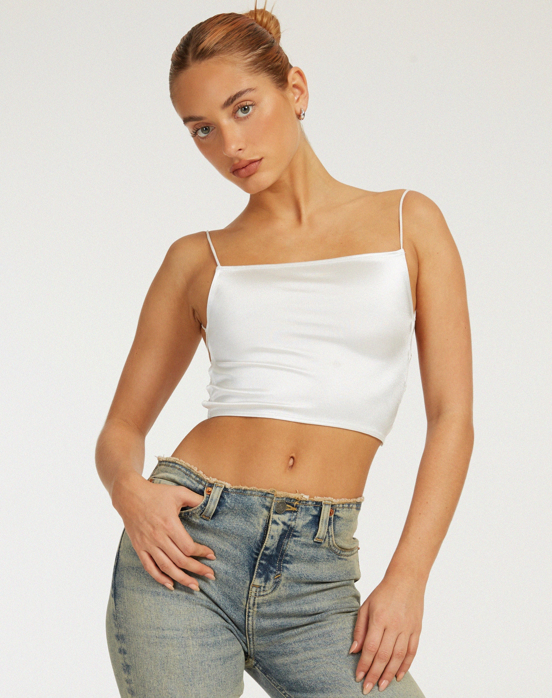 image de Ozka Crop Top in Ivory