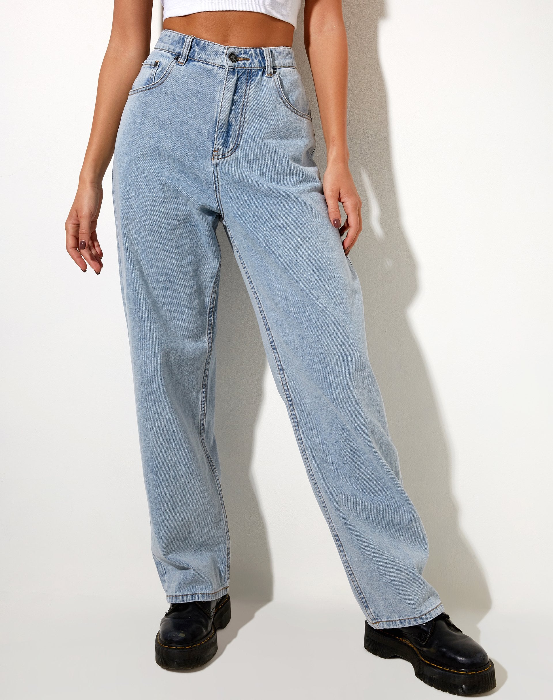 Image de Bum Rips Parallel Jean in Tonal Light Wash