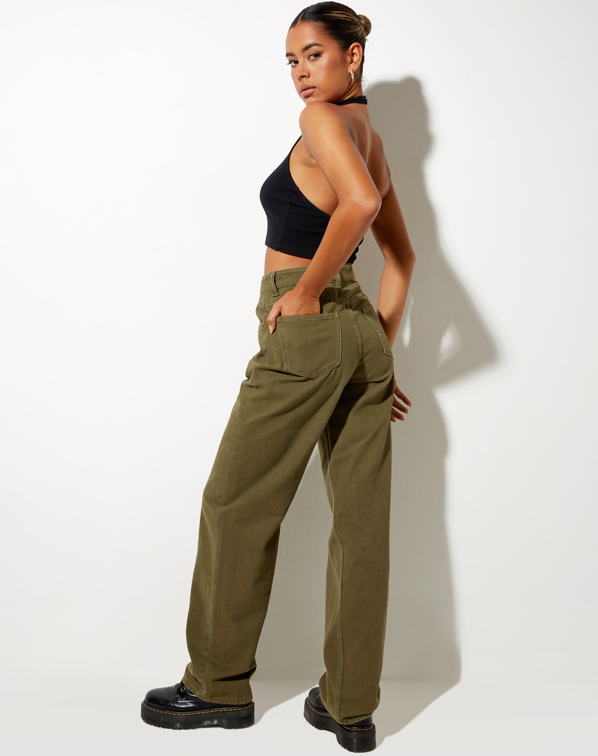 Image de Parallel Jeans en kaki vert