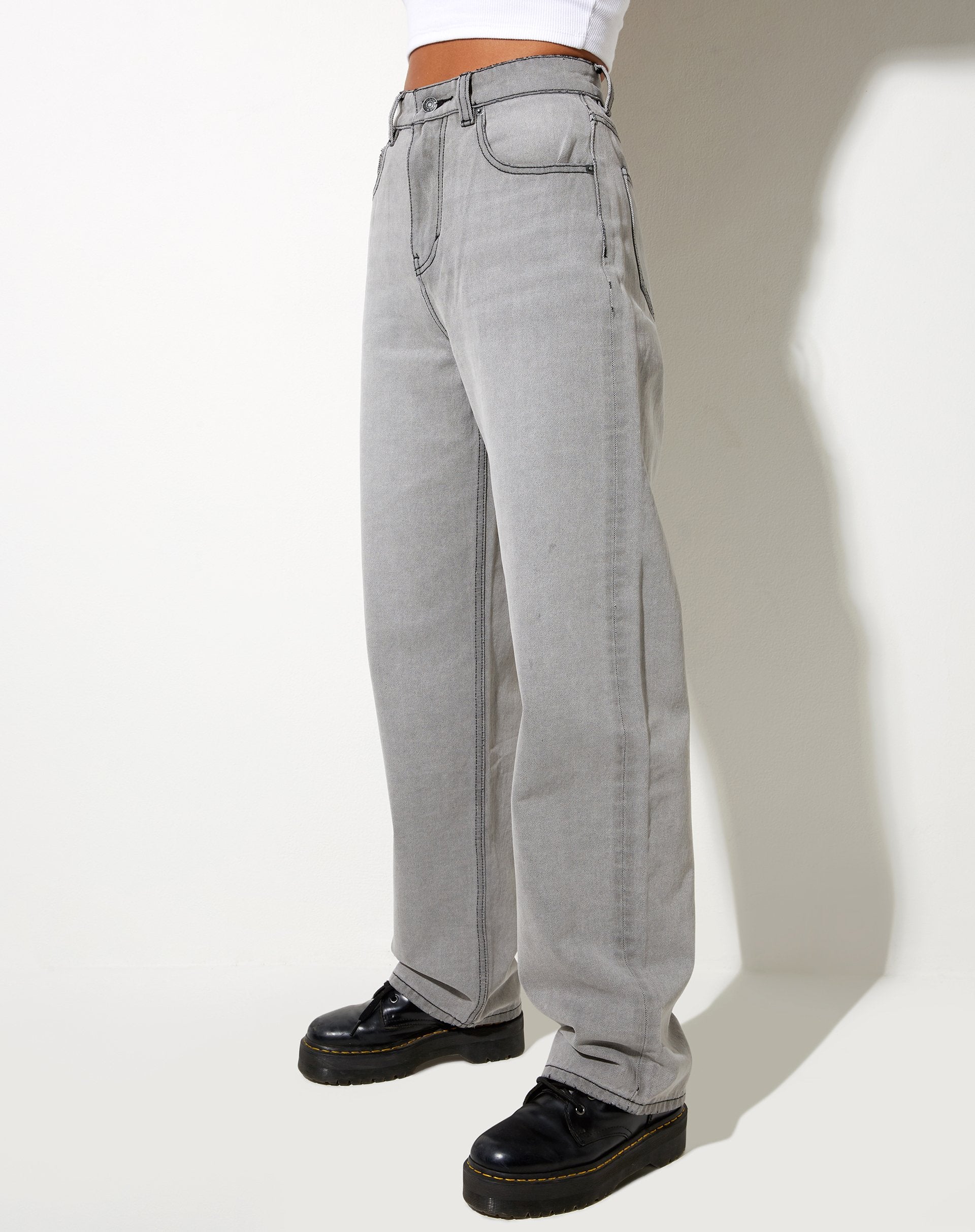 Image de Parallel Jean en gris pâle Wash