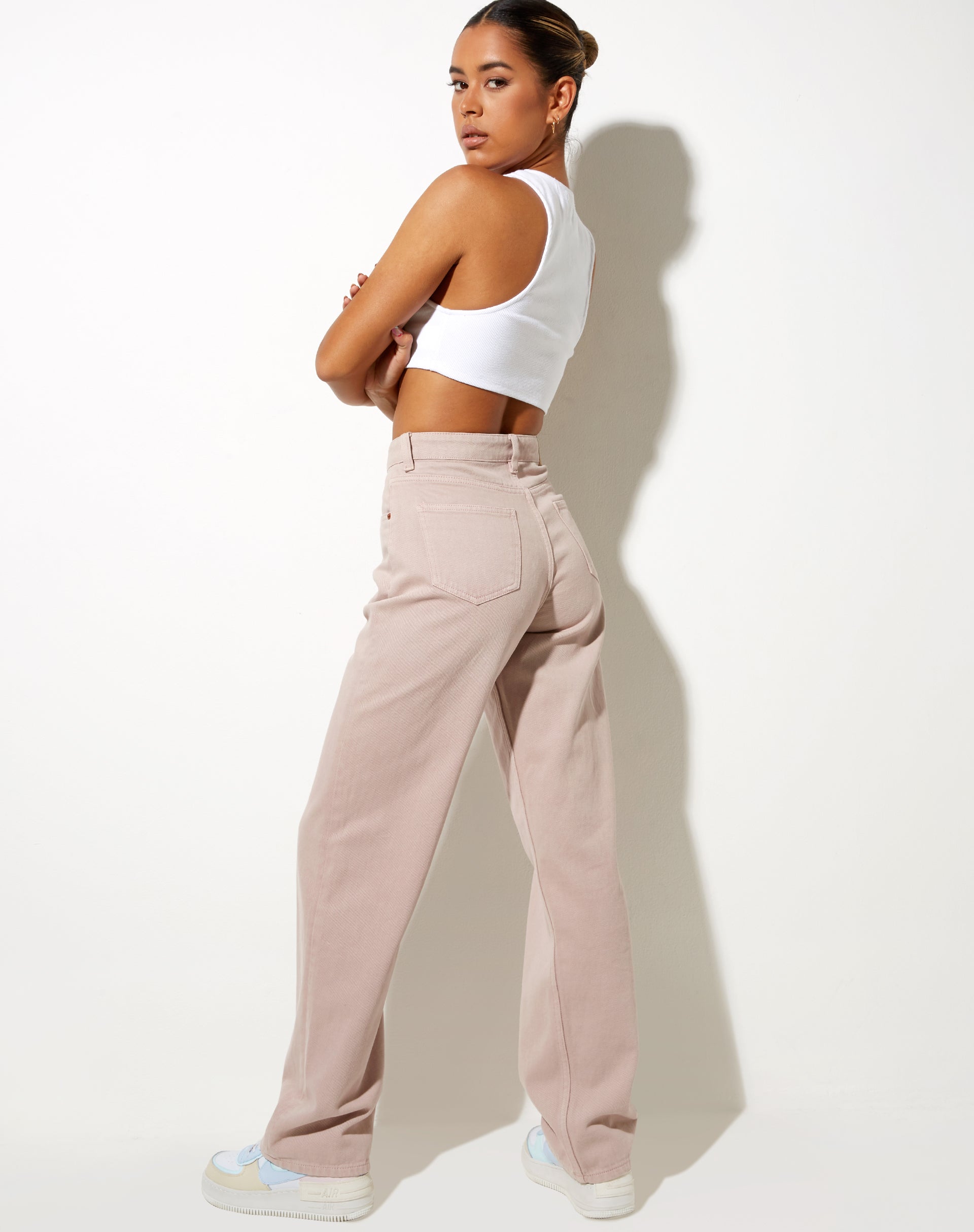 Image de la paire de jeans Parallel en lilas délavé