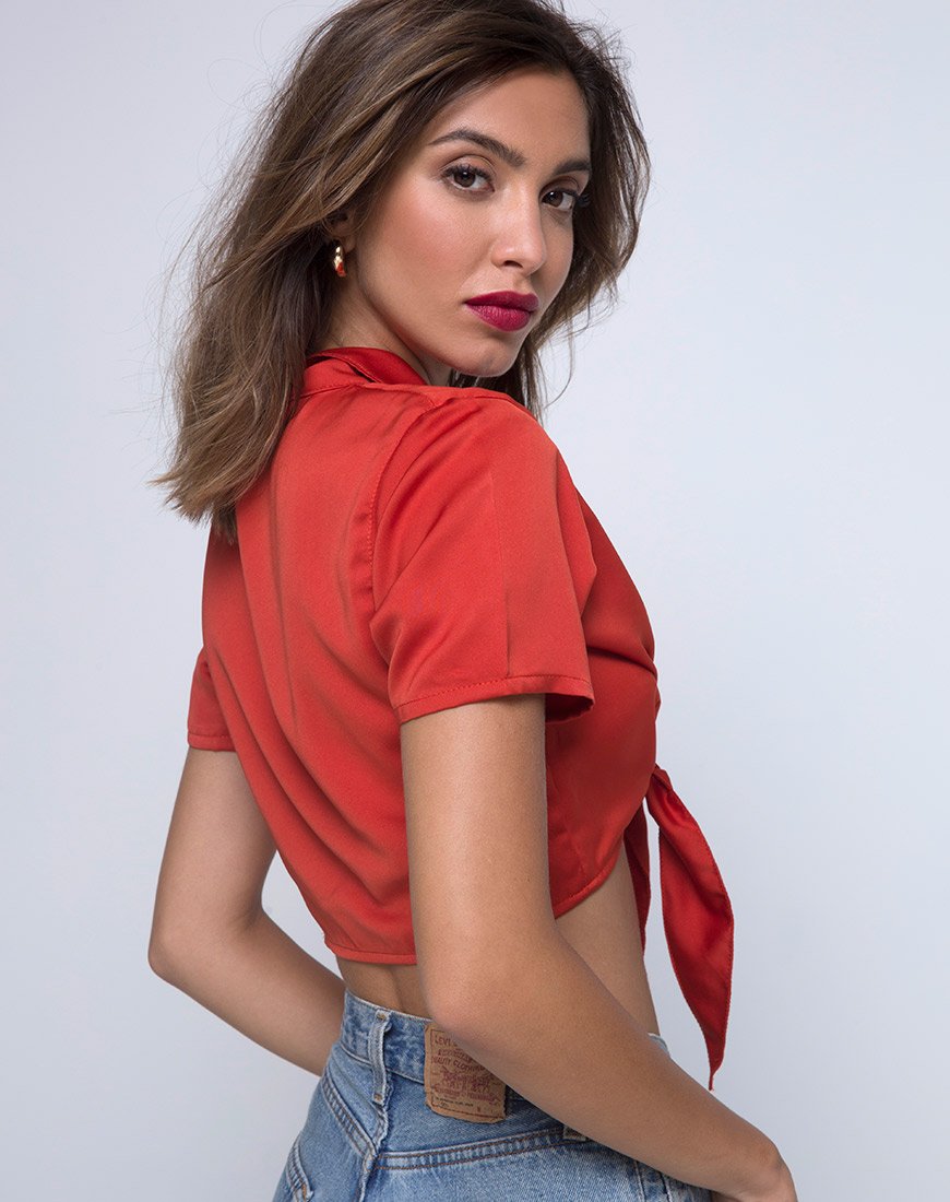 Image de la blouse Pilar en satin rouille