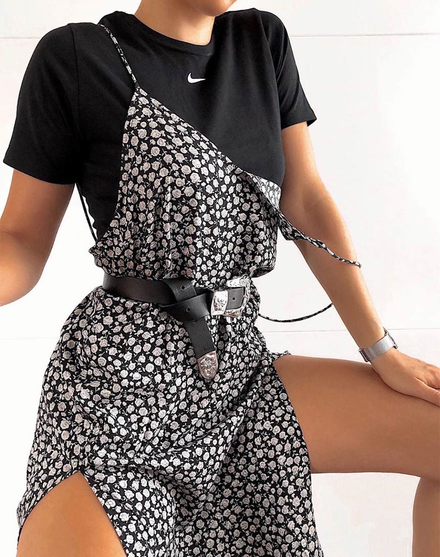 Image de Hime Dress in Ditsy Rose Black