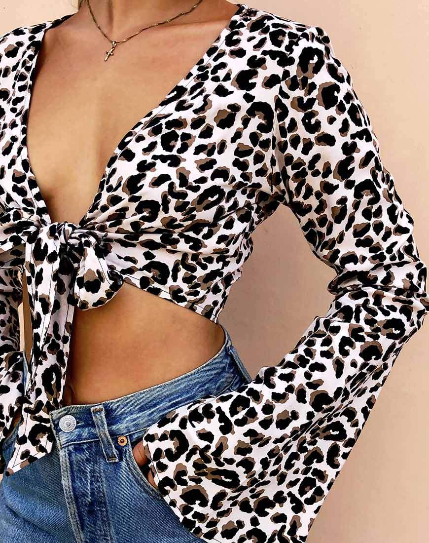 Image de la blouse Capella en panthère rose