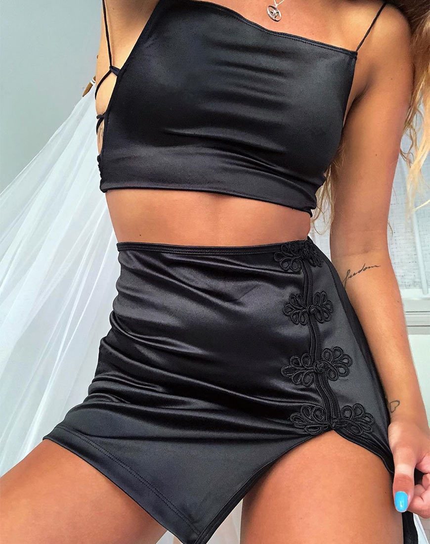 Minijupe Shena en satin noir