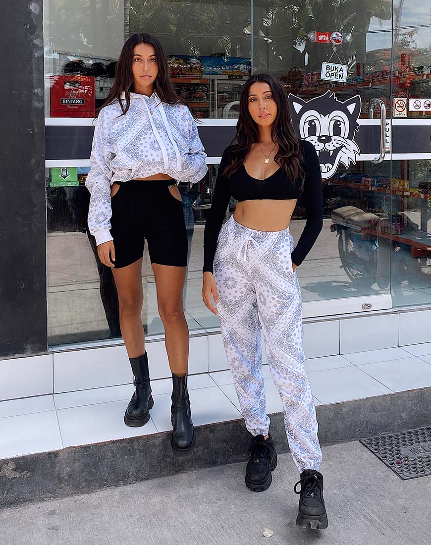 Sweat à capuche oversize en Bandana Ecru Placement