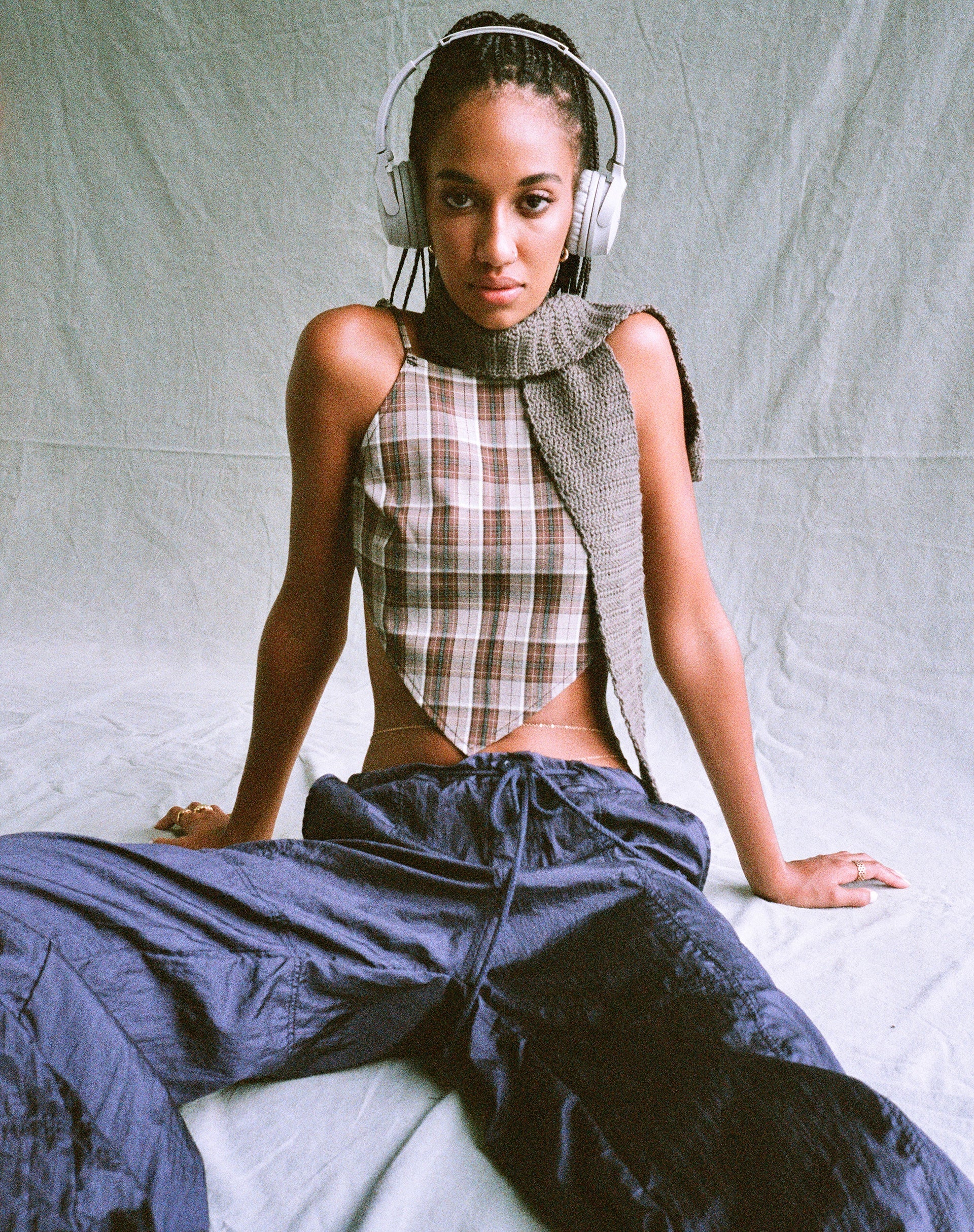 Image de Motel X Olivia Neill Wibi Top in Check Tan Brown