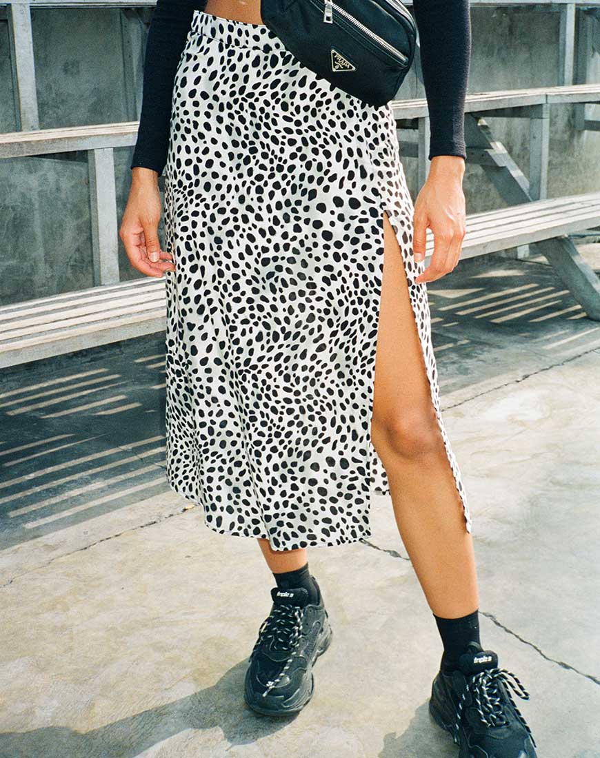 Image de la jupe midi Saika en dalmatien