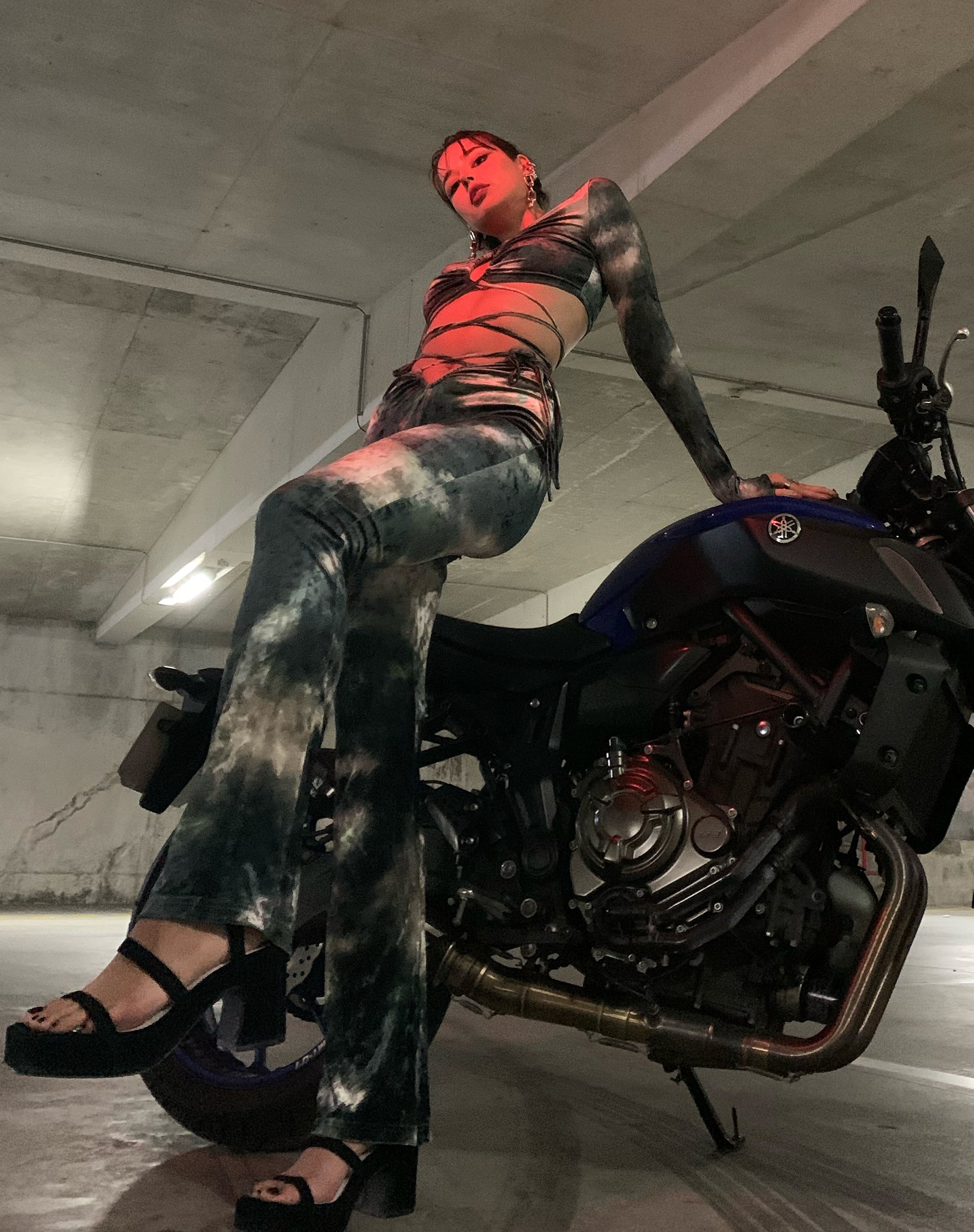 Image de MOTEL X IRIS Sarita Trouser in Abstract Camo