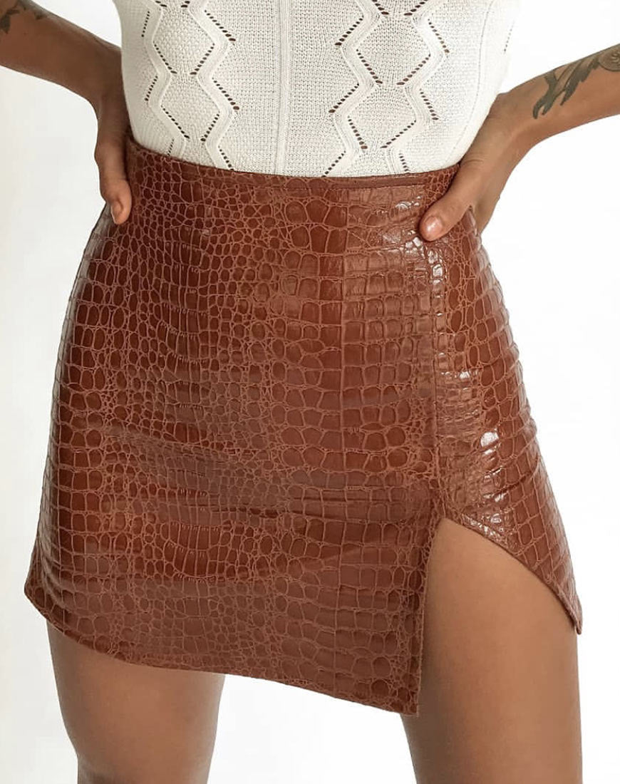 Image de la mini-jupe Wren en PU Croco Brown