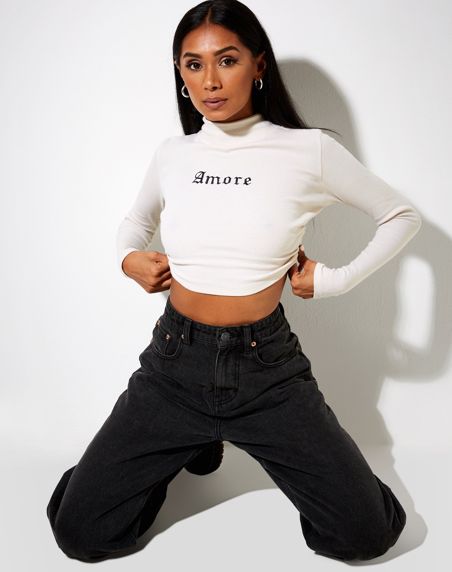 Image de Quelia Crop Top in Rib Winter White Amore Embro