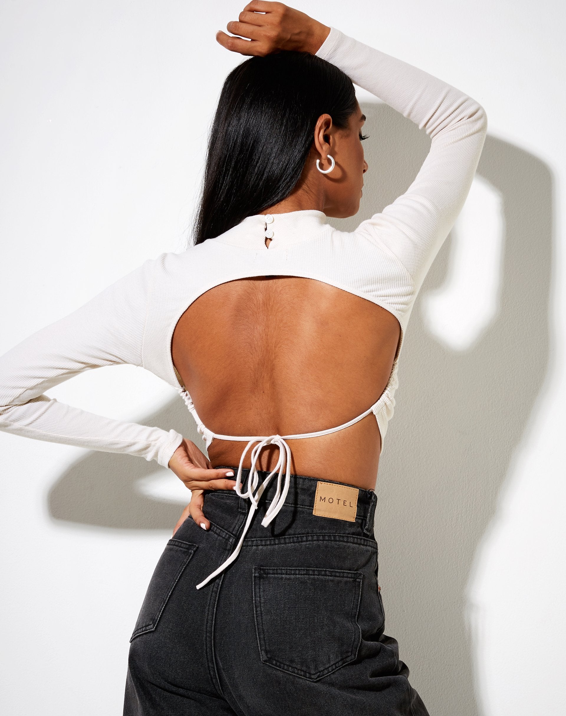 Image de Quelia Crop Top in Rib Winter White Amore Embro
