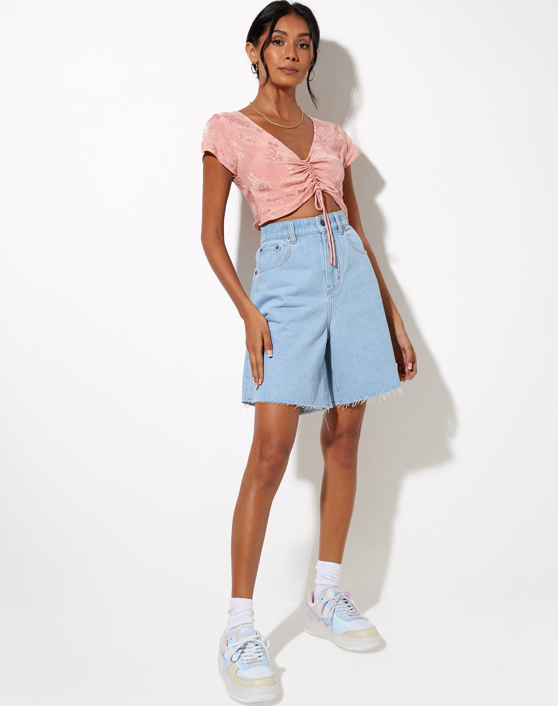 Image de Raeto Crop Top in Satin Rose Coral Blush
