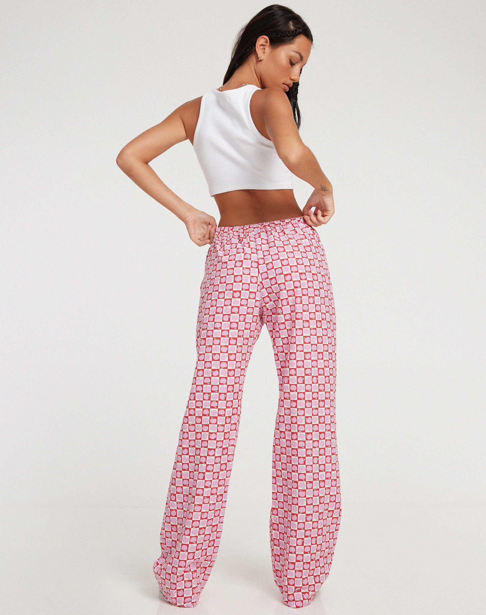 image de Raya Wide Leg Trousers in Apple Check Blush Red