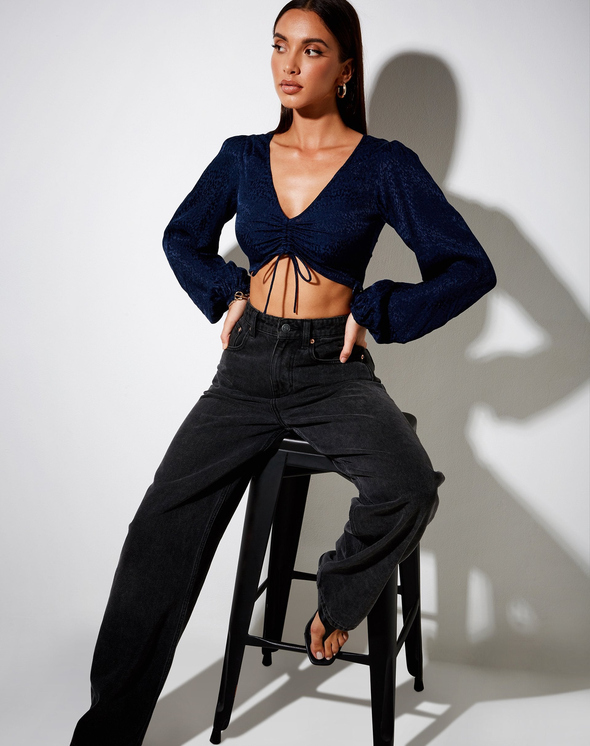 Image de Reilo Crop Top in Satin Cheetah Navy