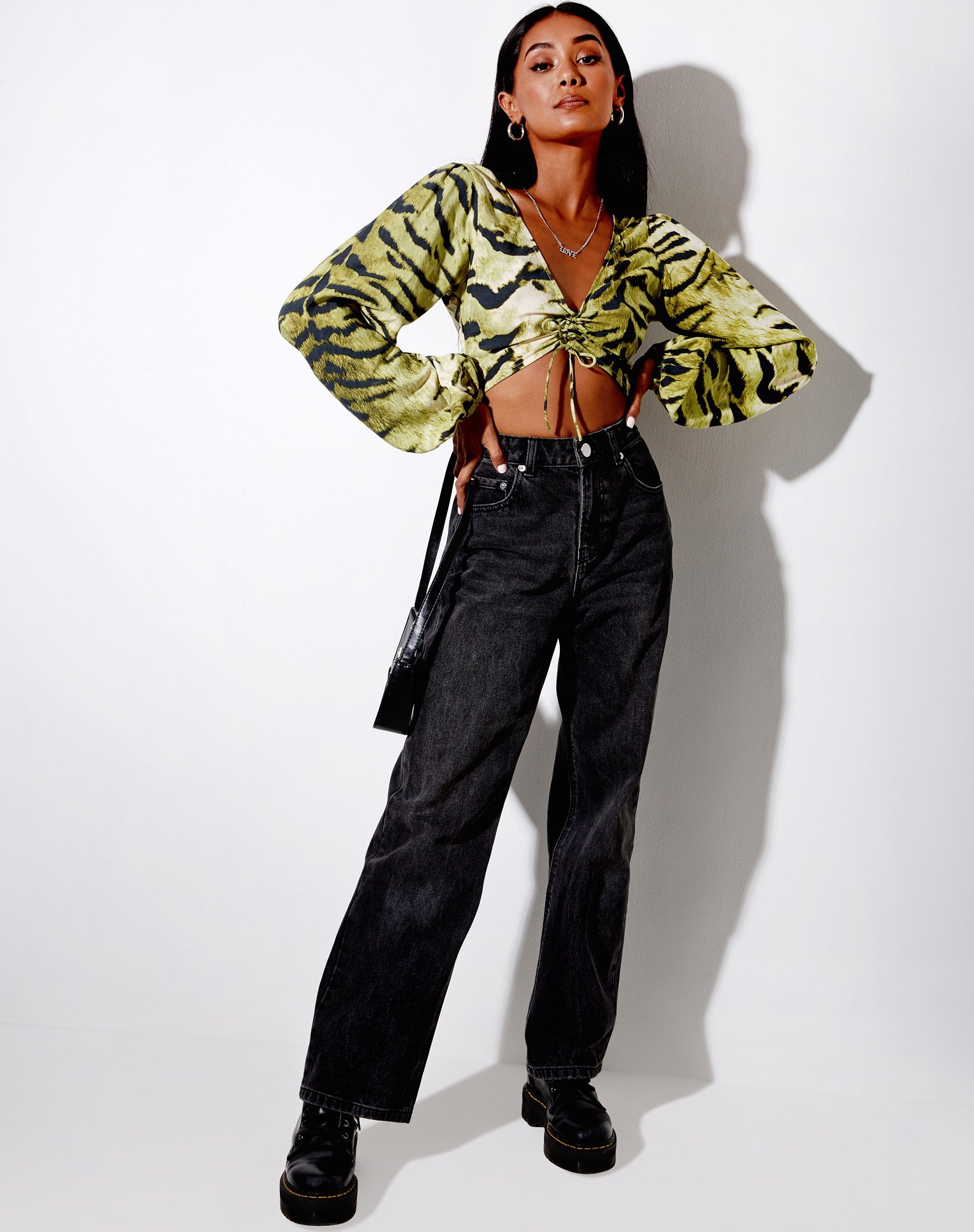 Image de Reilo Crop Top in Tiger Full Khaki