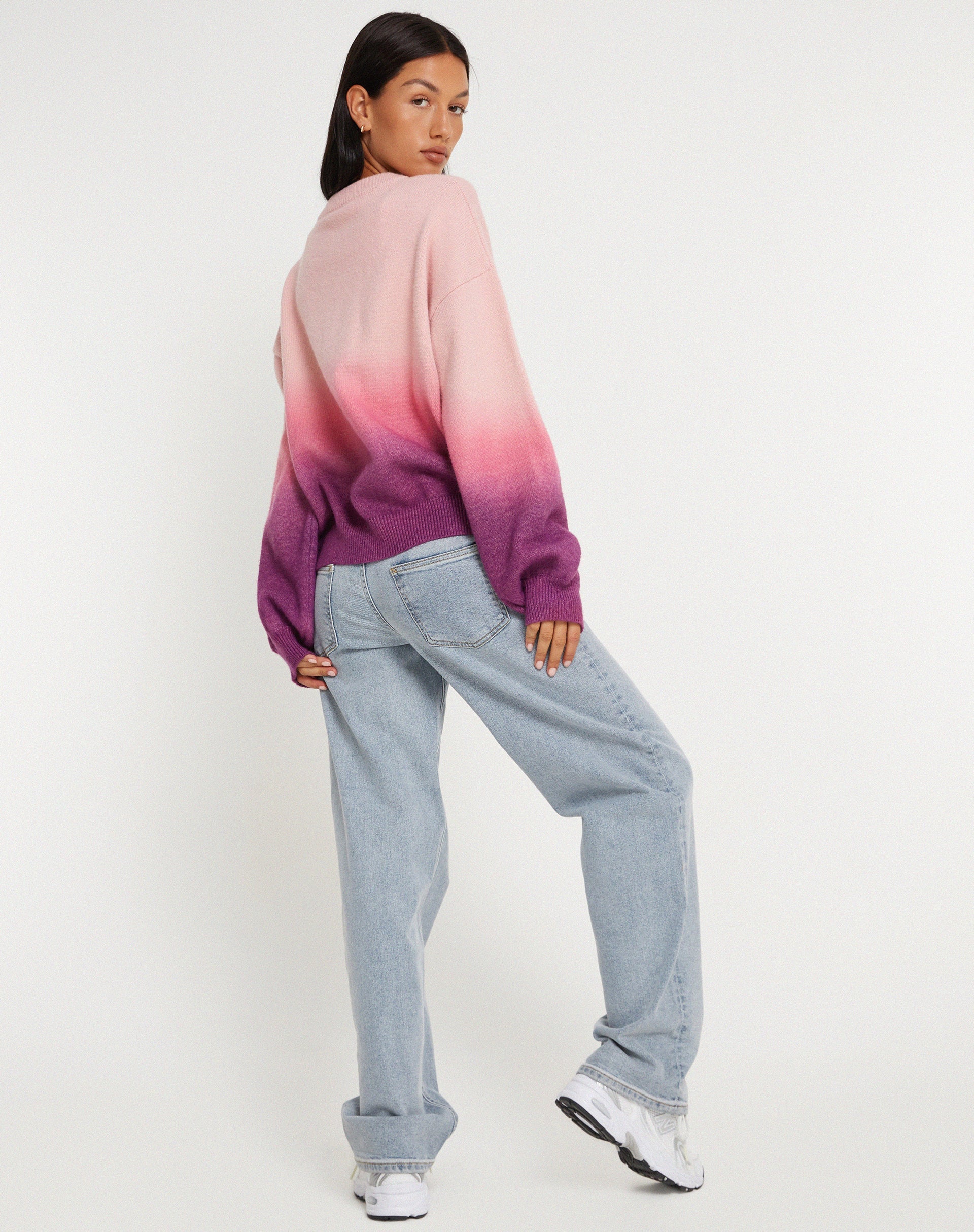 image de Akari Jumper in Gradient Pink