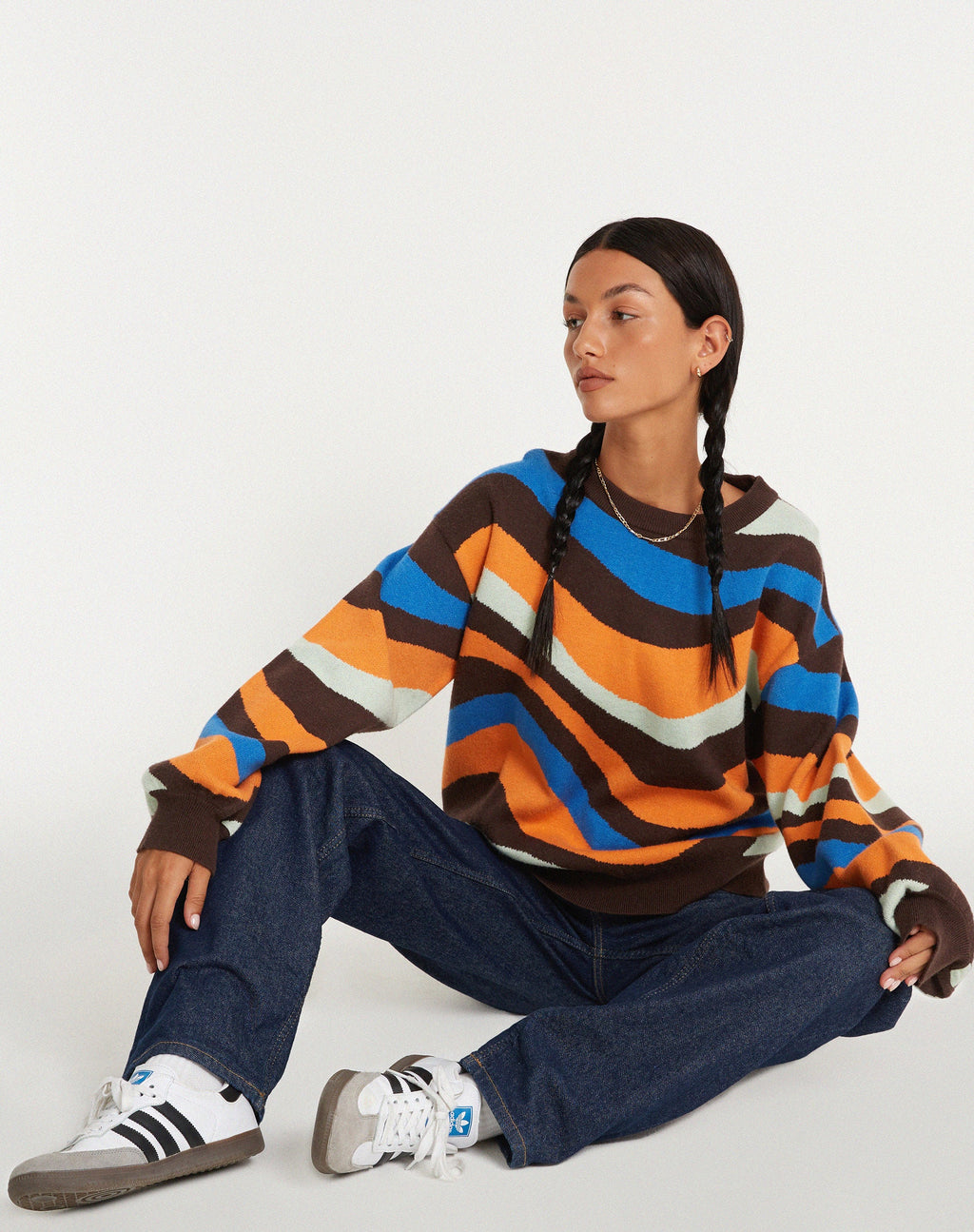 Pull Ammaria en arc-en-ciel ondulé