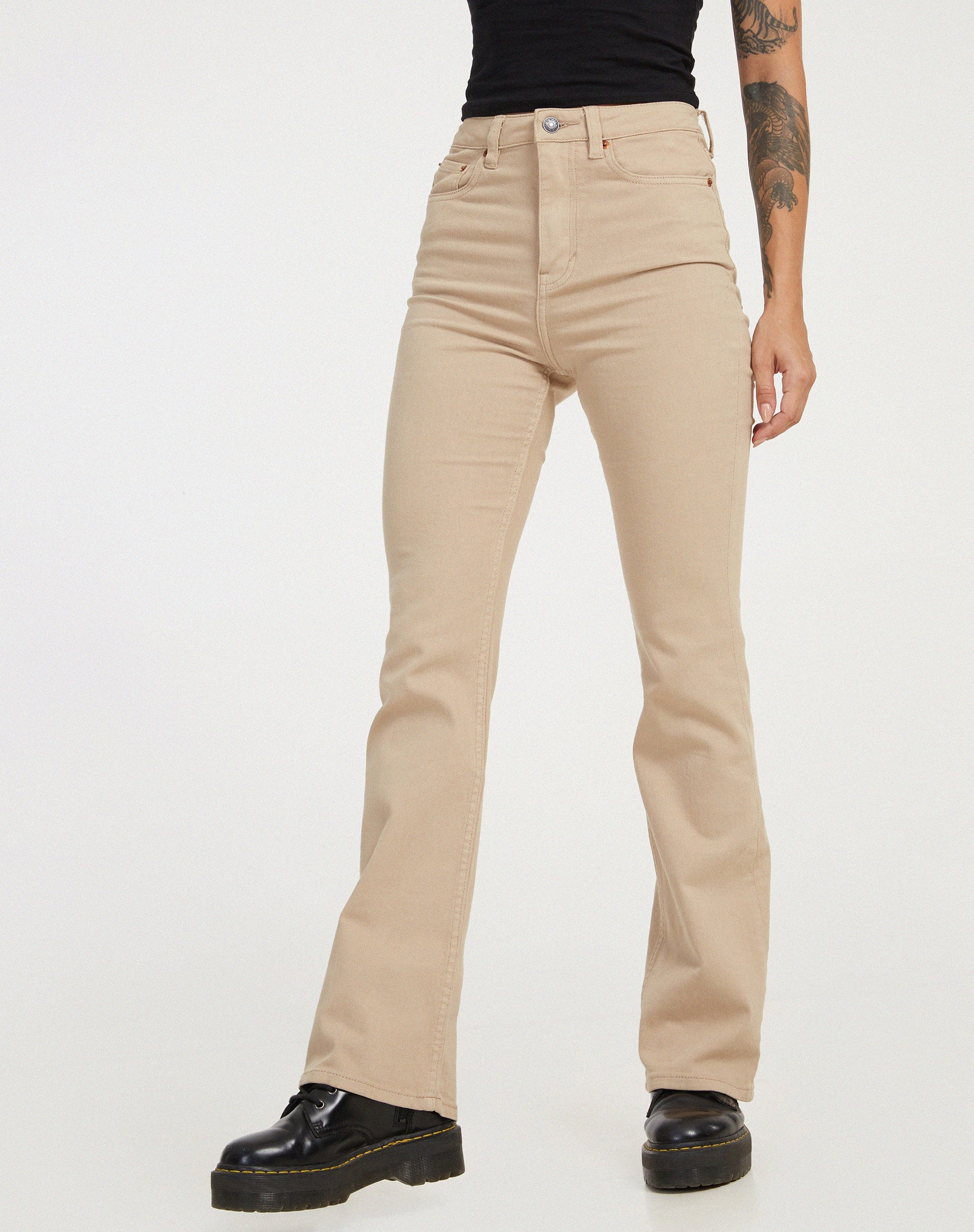 Image de Bootleg Jeans en sandwash