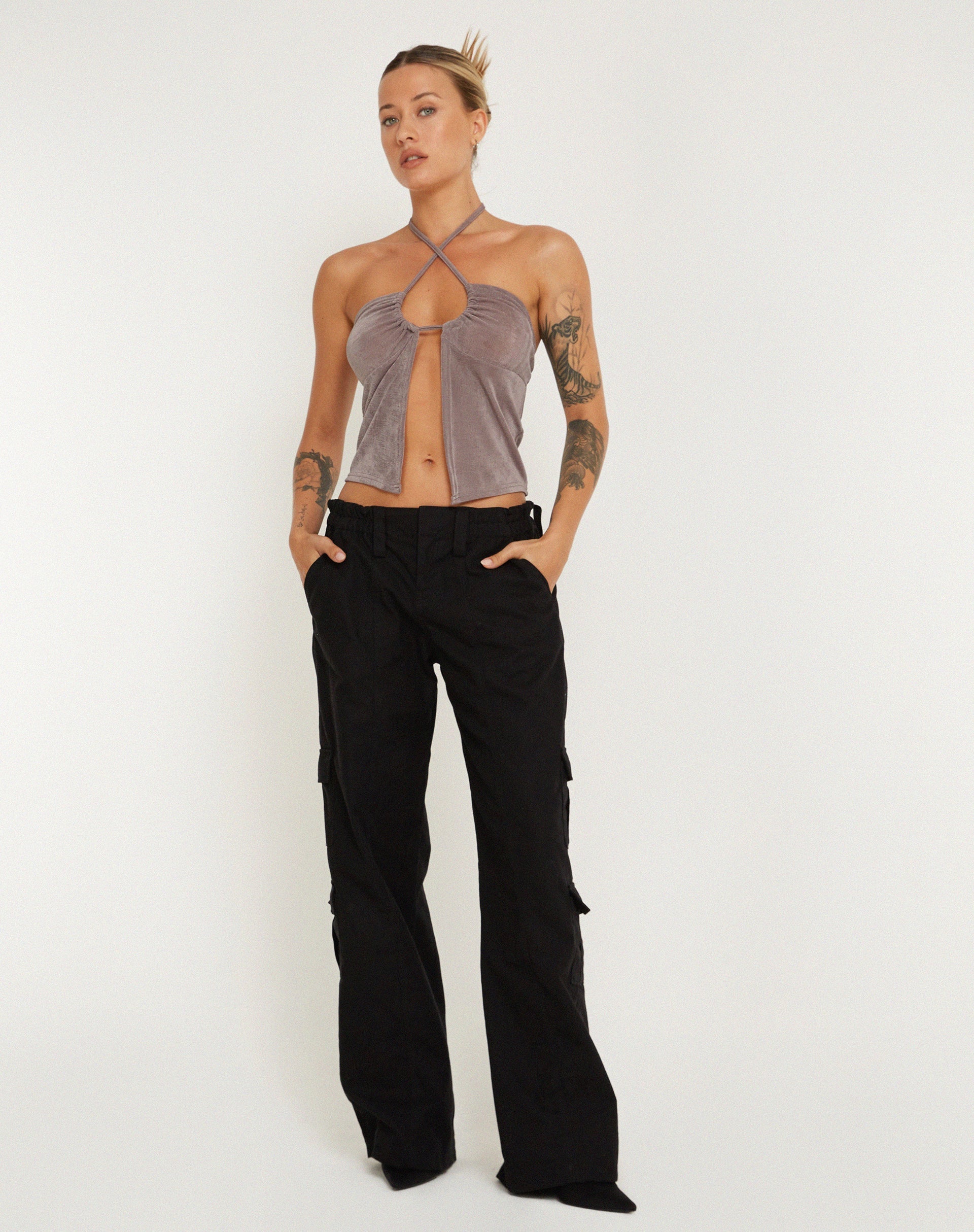 Image de Hiriko Halter Top in Charcoal