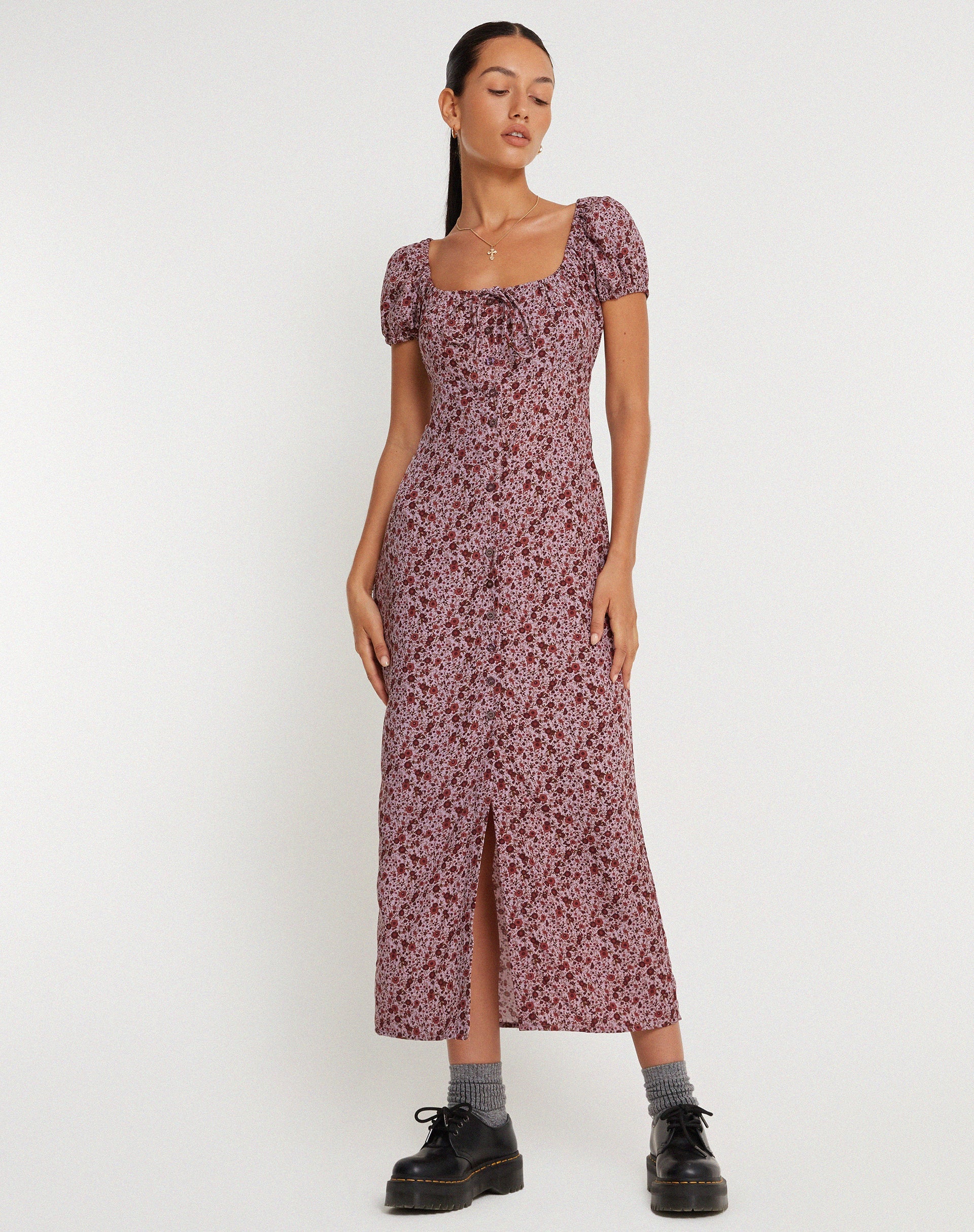 IMAGE DE Larson Midi Dress in 90's Floral Burgundy