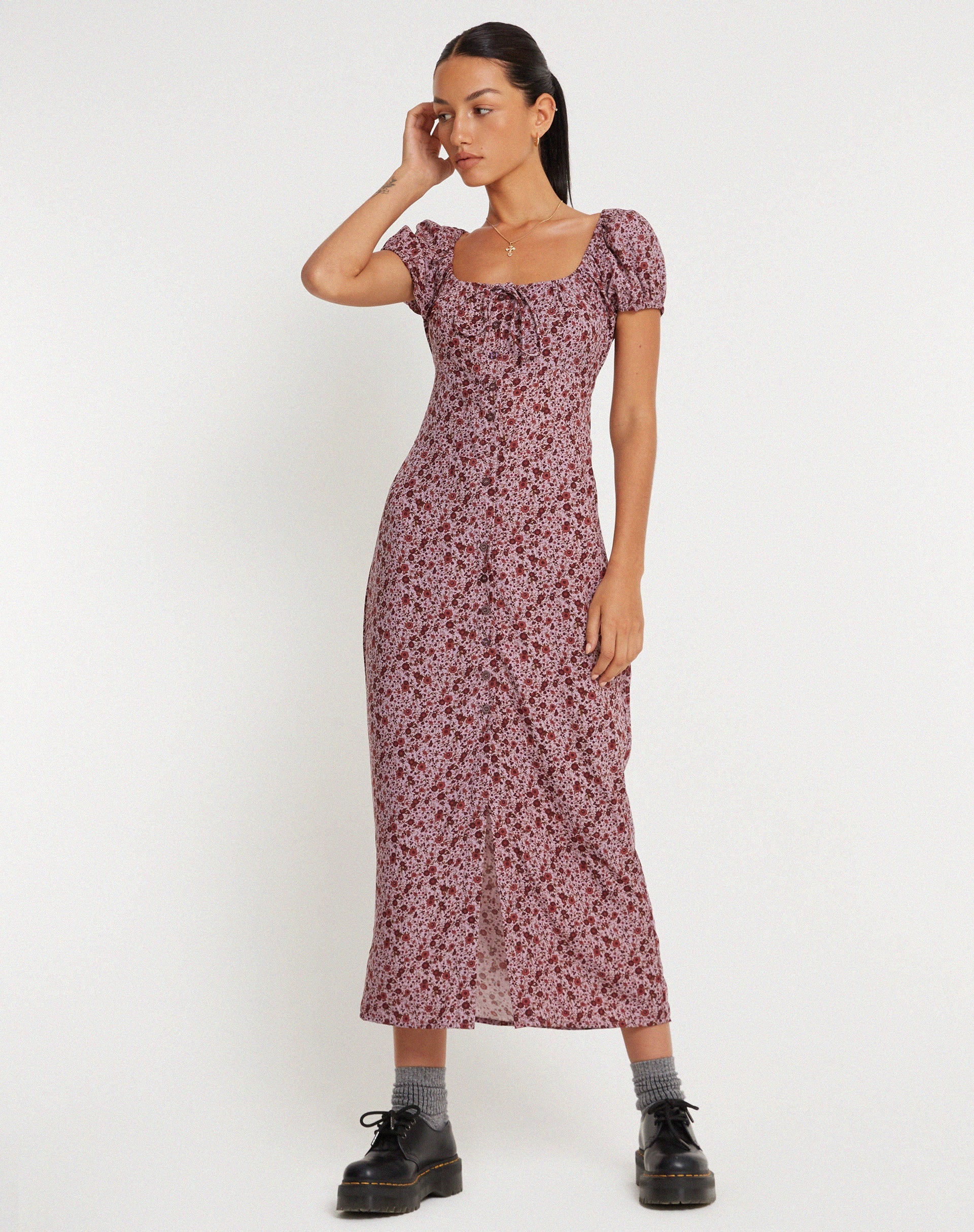 IMAGE DE Larson Midi Dress in 90's Floral Burgundy