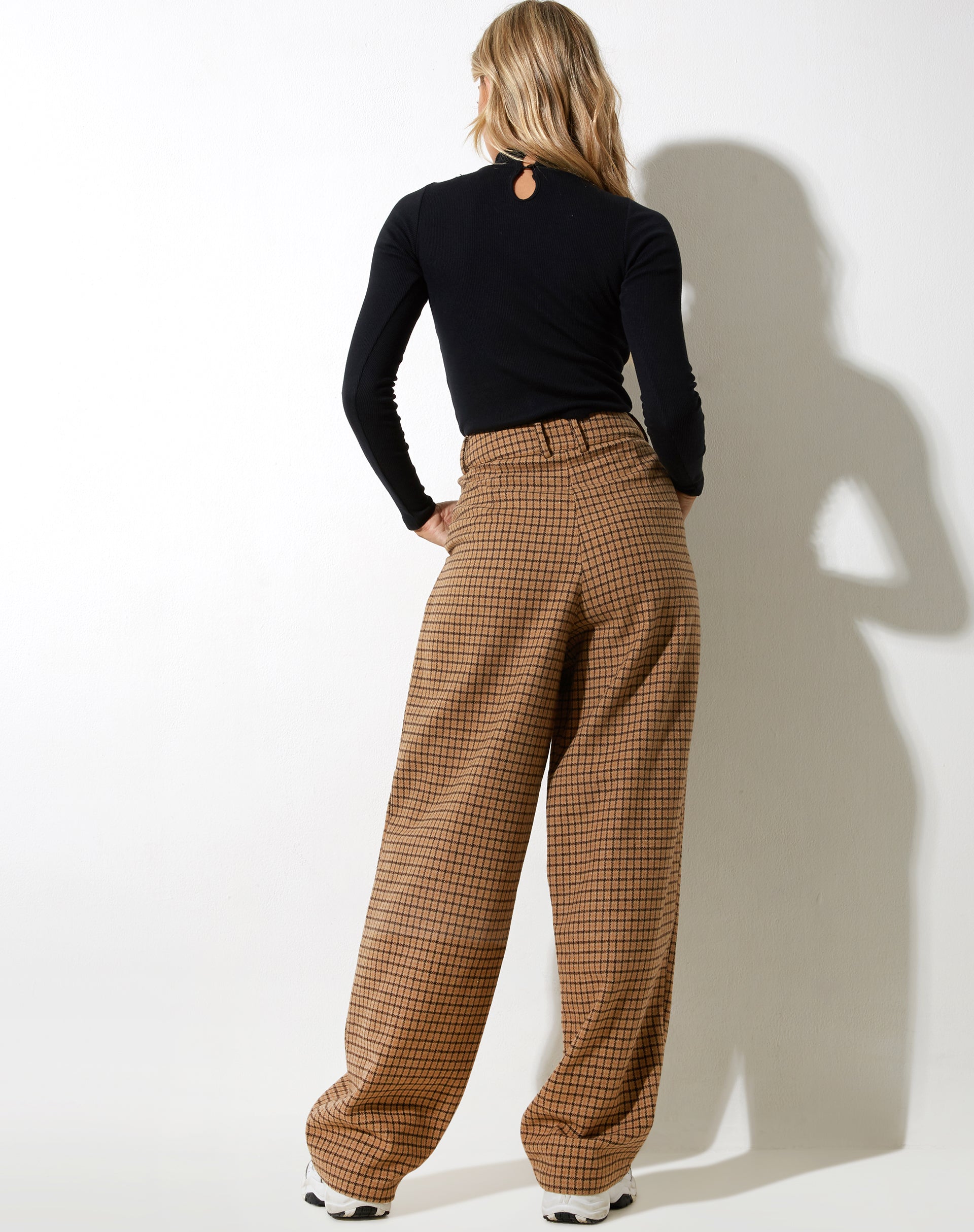 Image de Pantalon Sakila en laine marron
