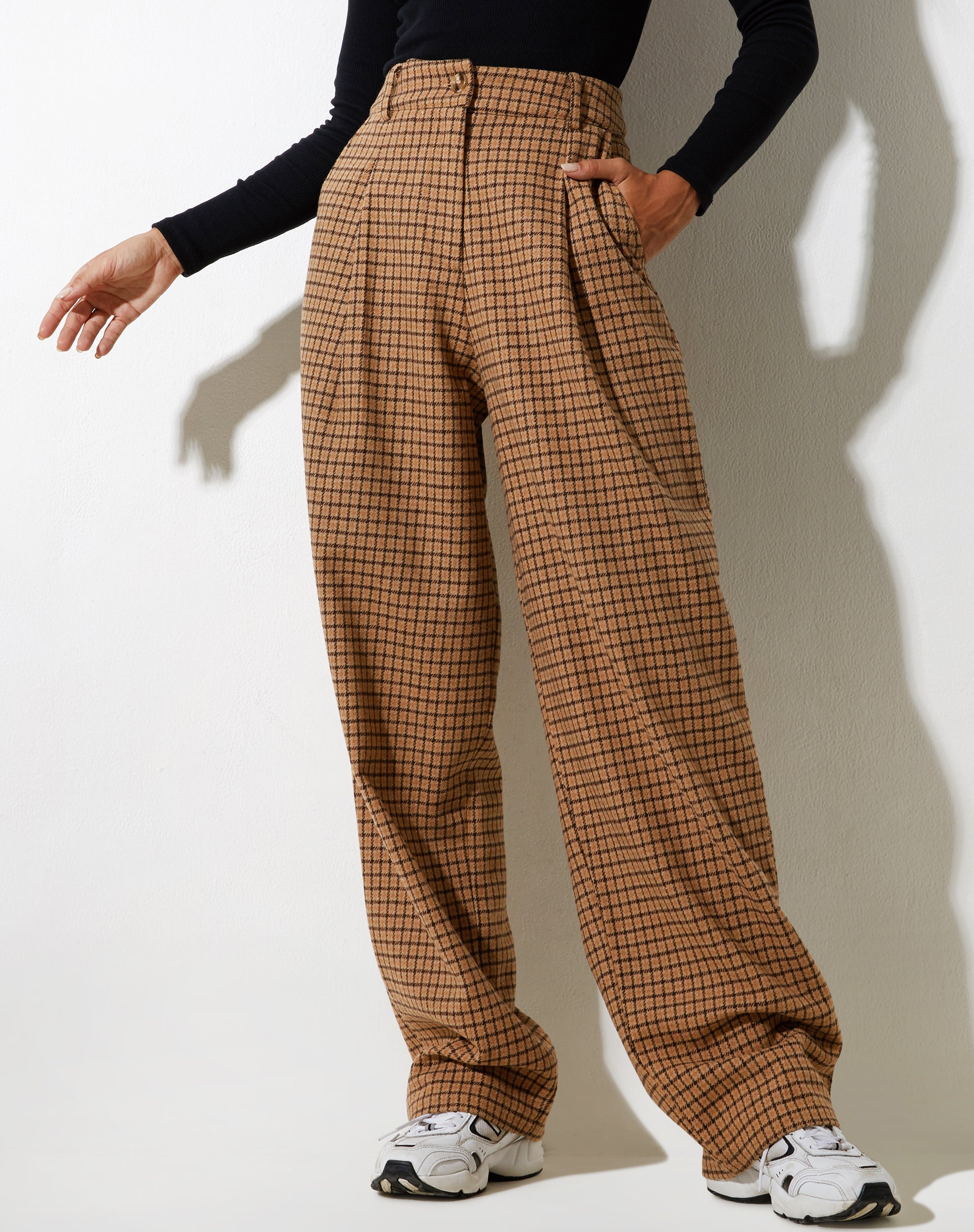 Image de Pantalon Sakila en laine marron
