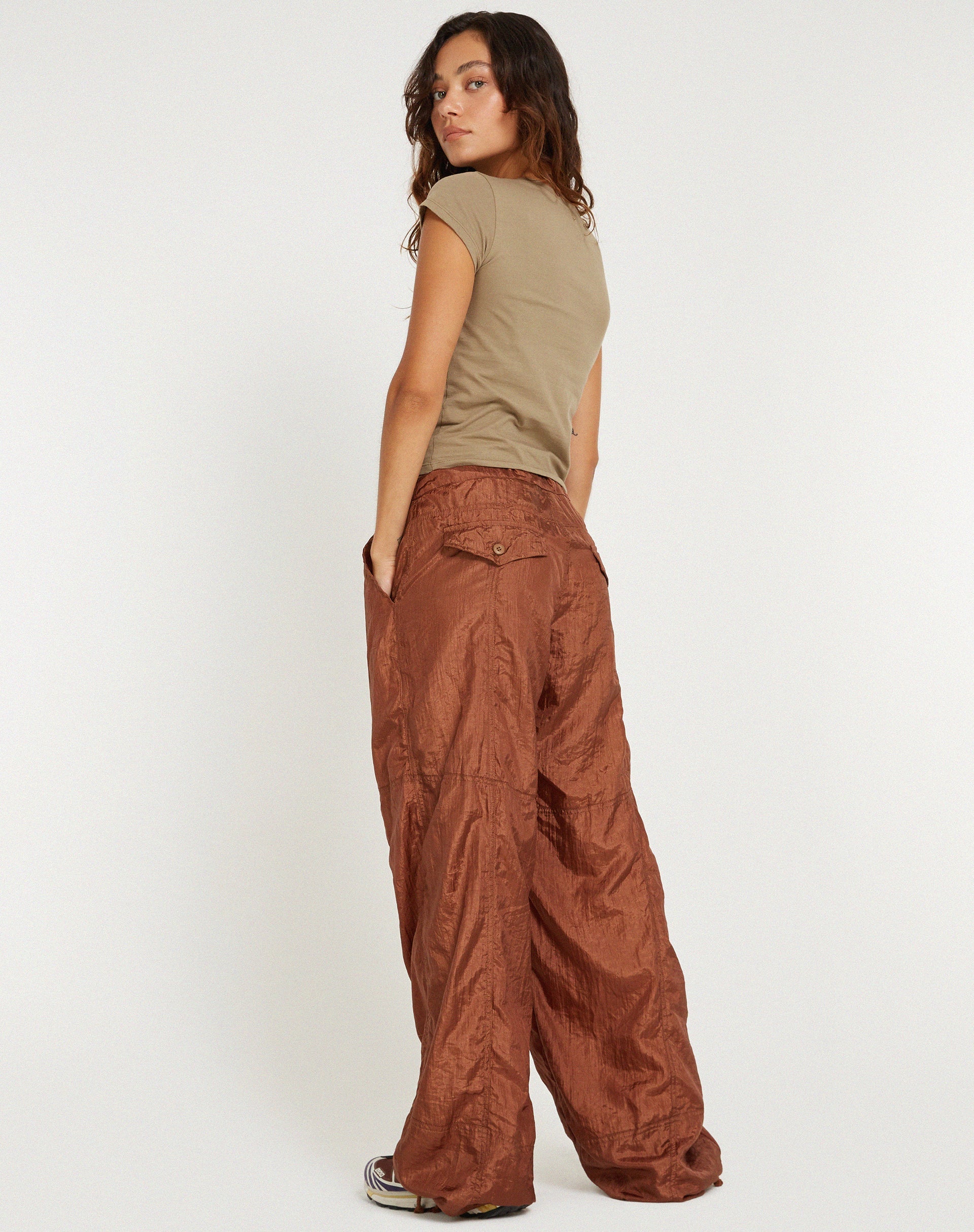 image de Phil Trouser in Parachute Brown