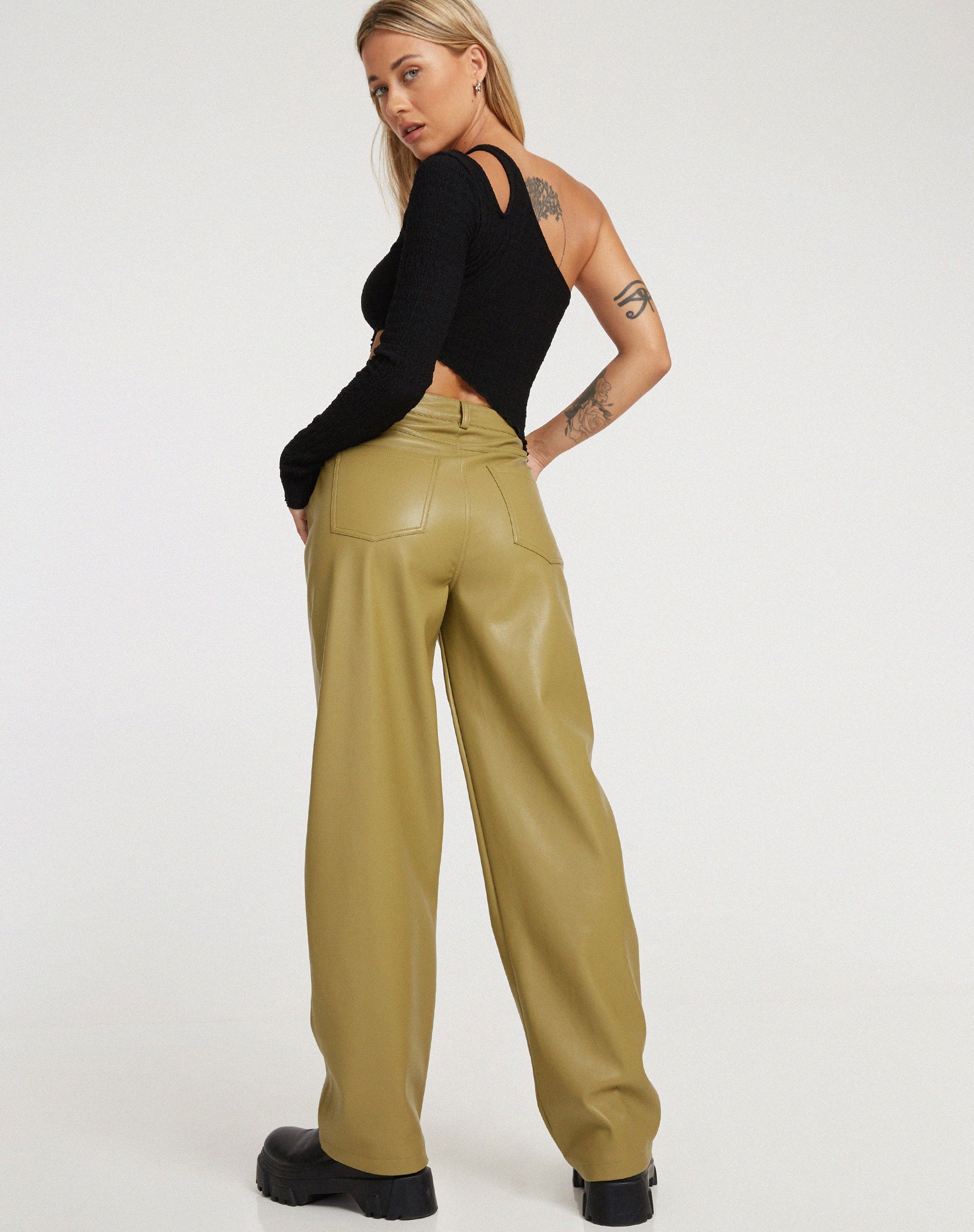 Image de Pantalon parallèle en PU vert feuille