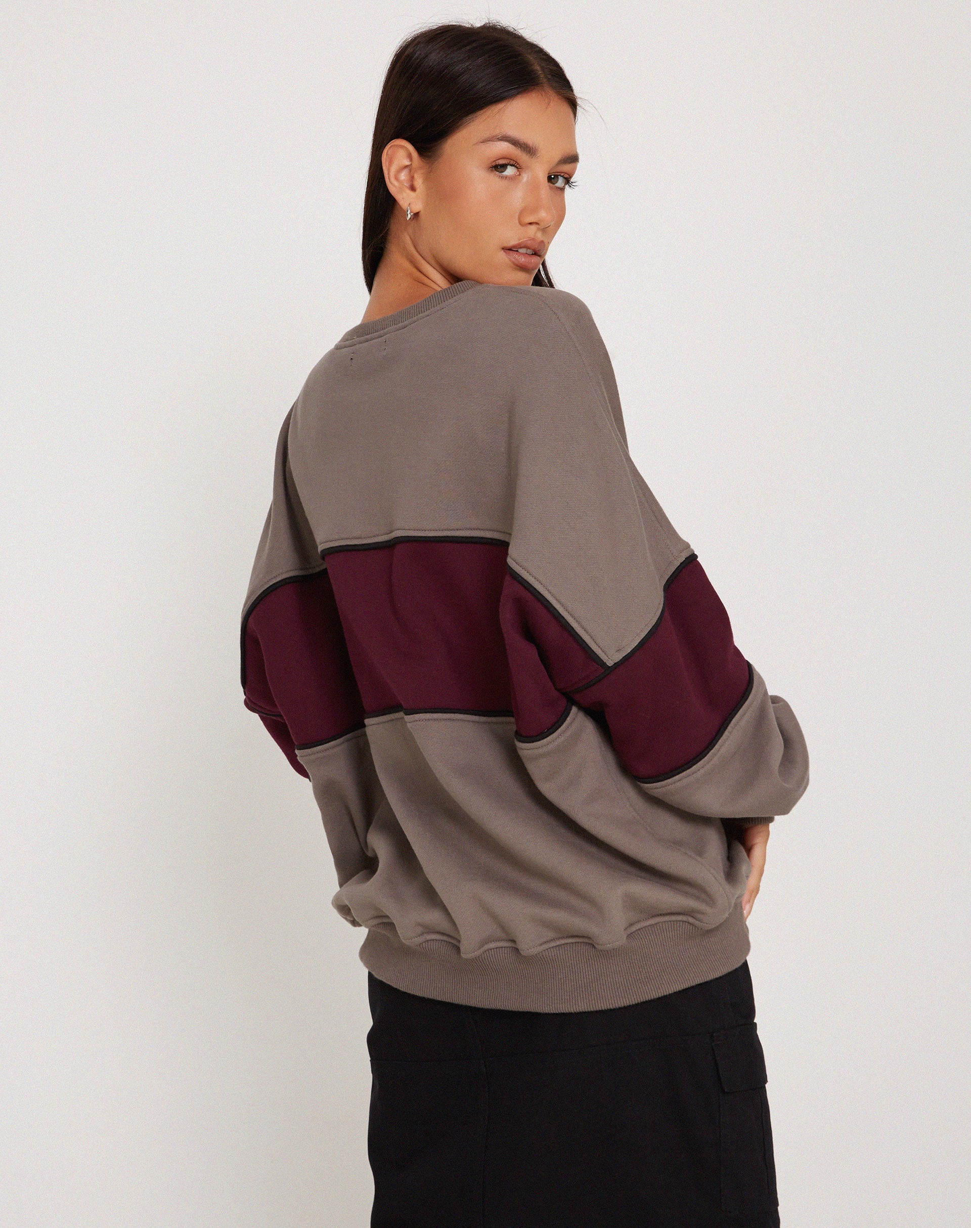 Image de Samara Sweatshirt in Cloudburst Oxblood Black