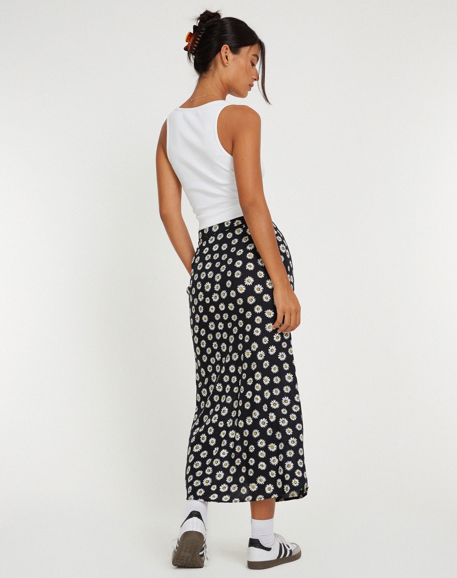Image de Rima Midi Skirt in Grunge Daisy Black