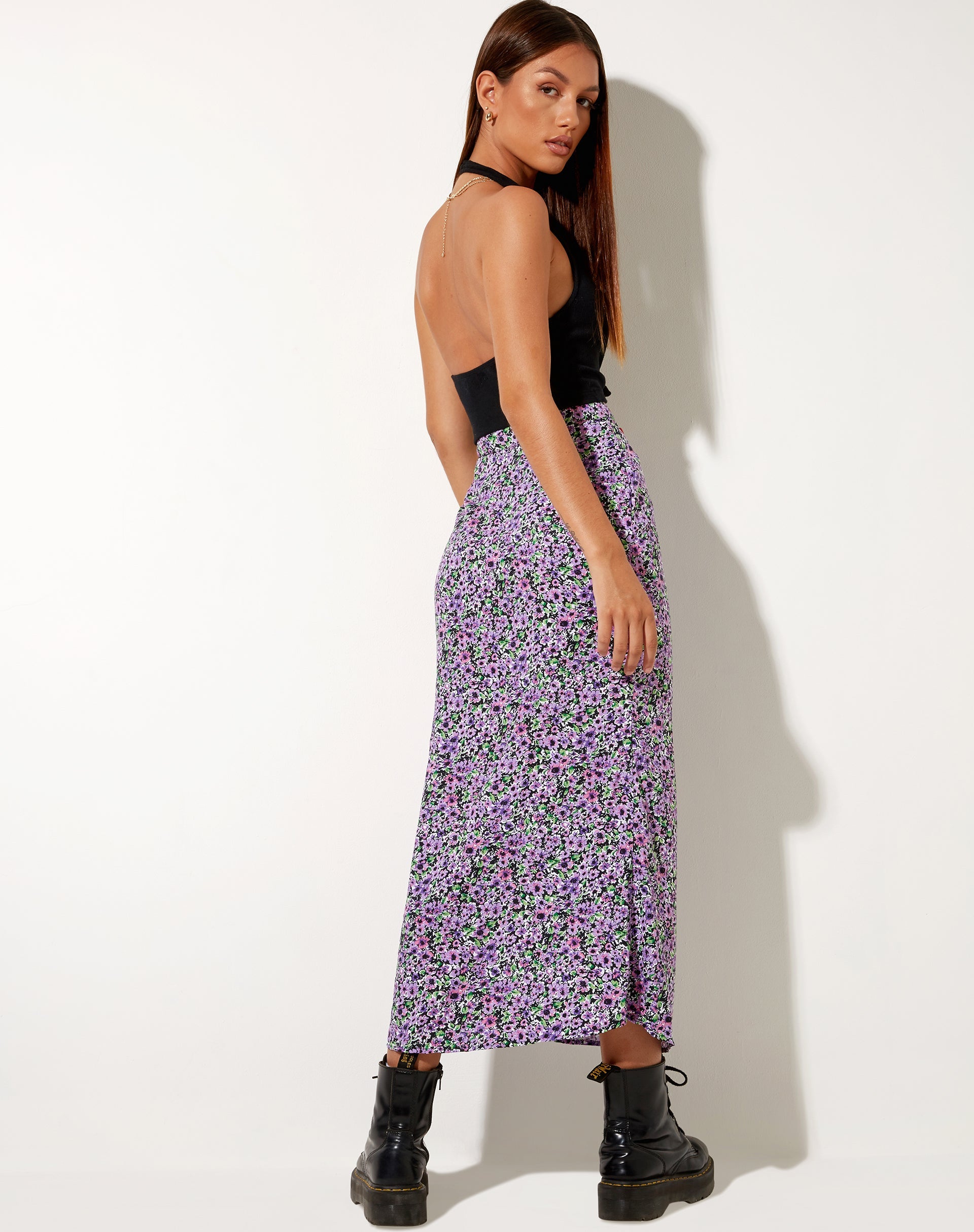 Image de la jupe midi Rima en fleurs de lilas