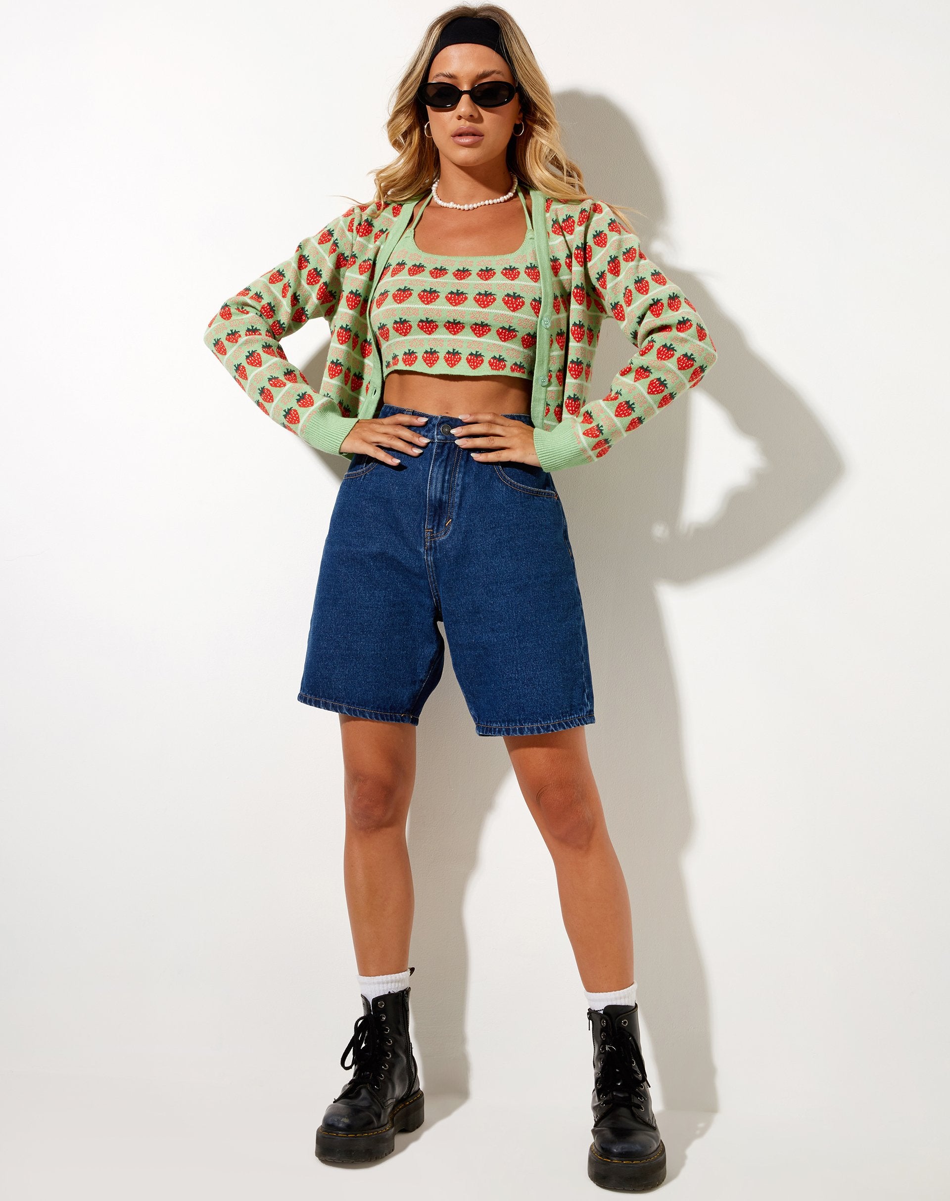 Image de Roe Crop Top in Mint String Of Strawberries
