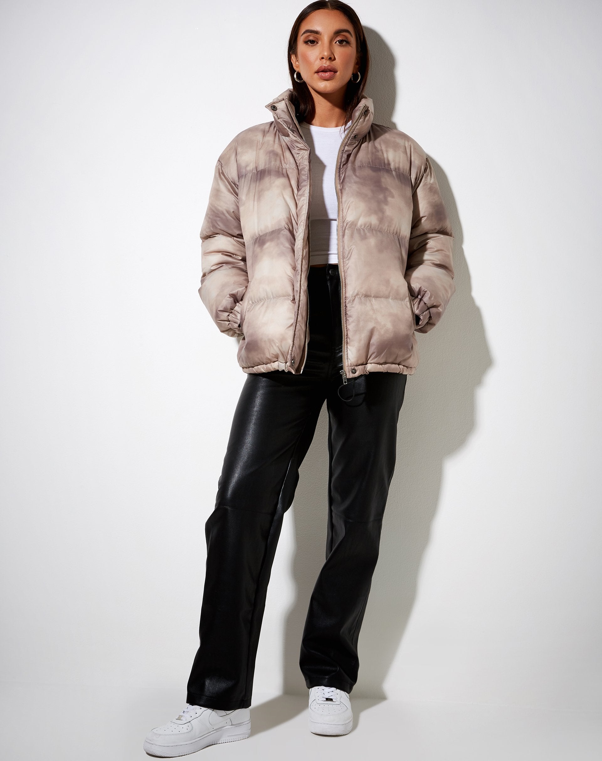 Image de Rofer Puffer Jacket in Beige Smoke