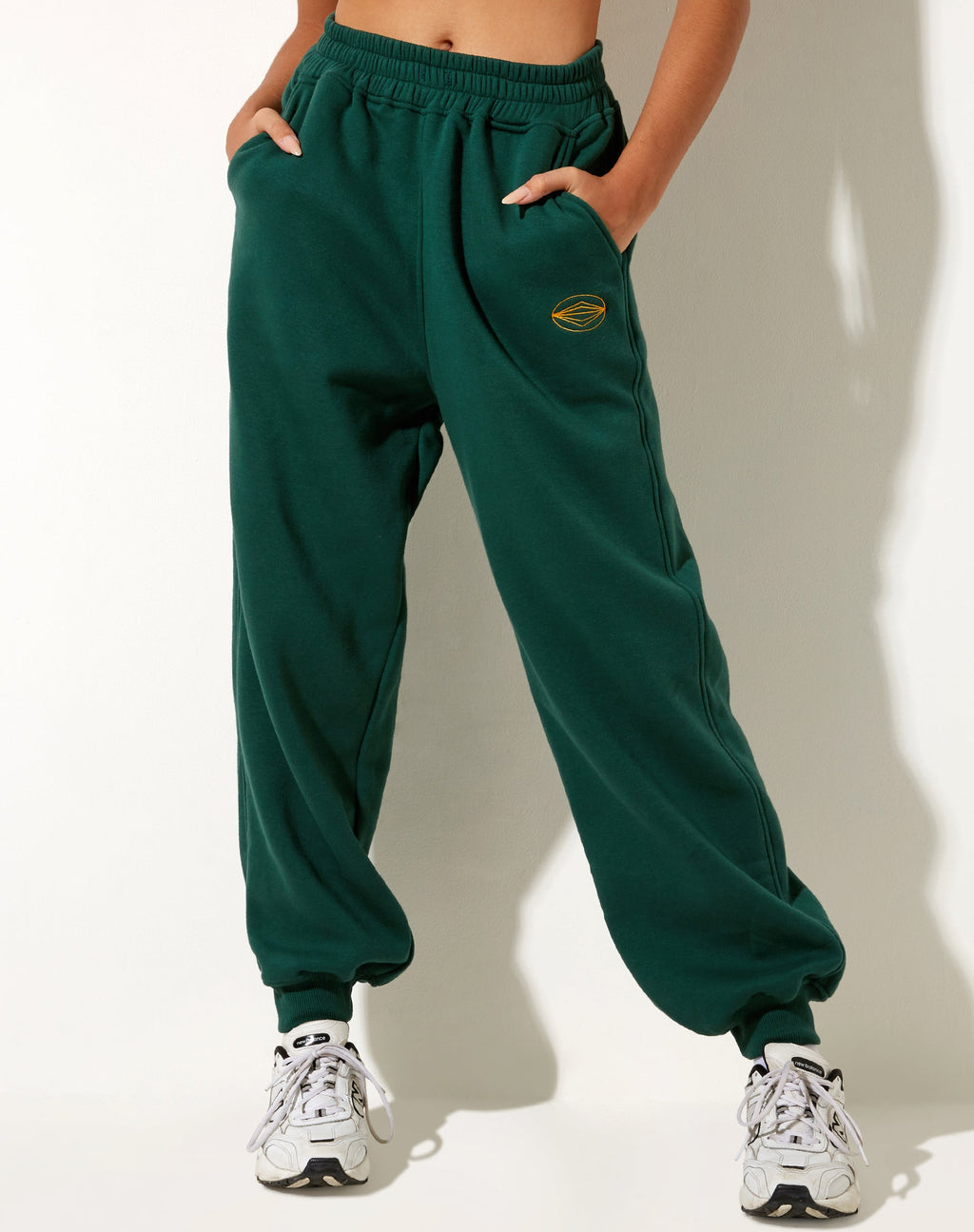 Pantalon de jogging Roider en vert forêt avec broderie de l'équipe gagnante