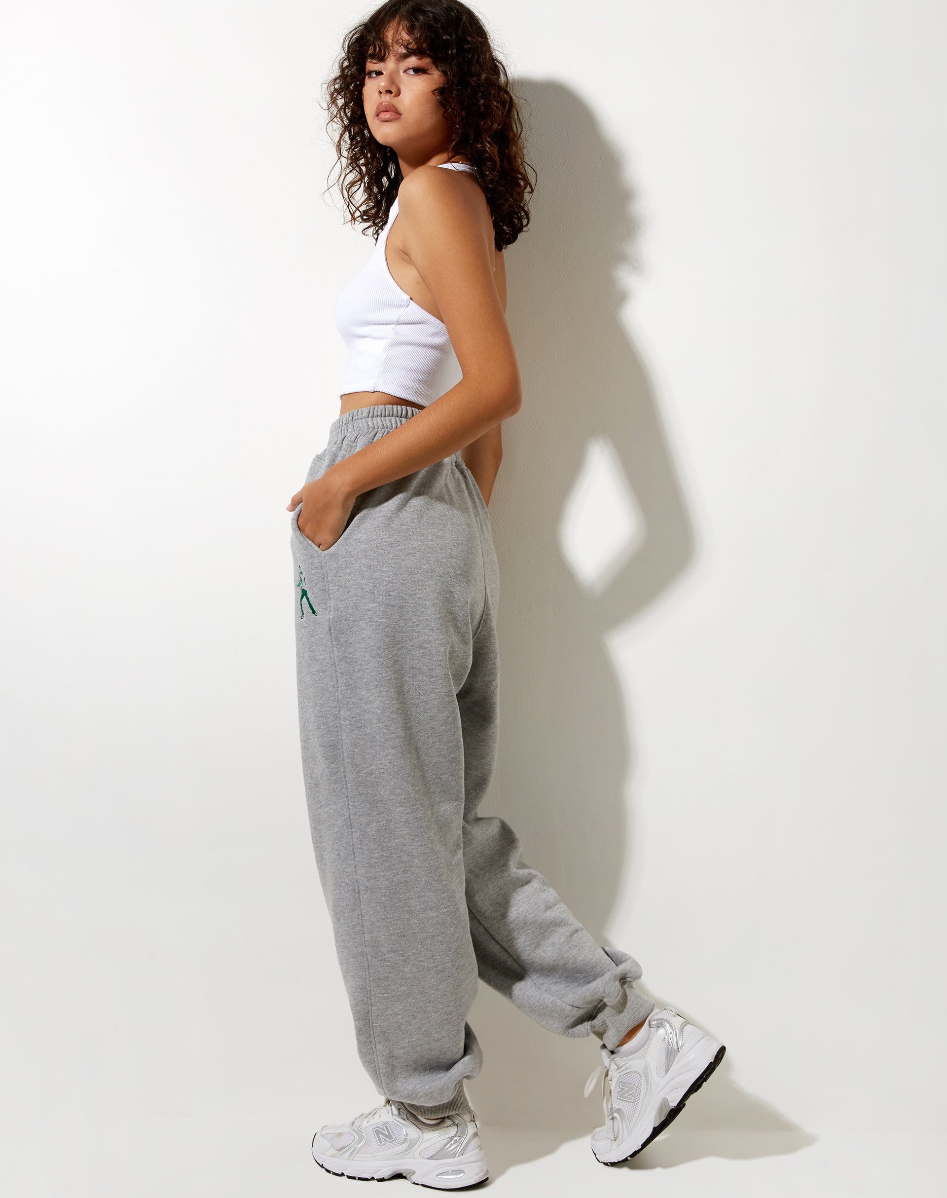 Image de Roider Jogger in Greymarl Dancing Figure Embro
