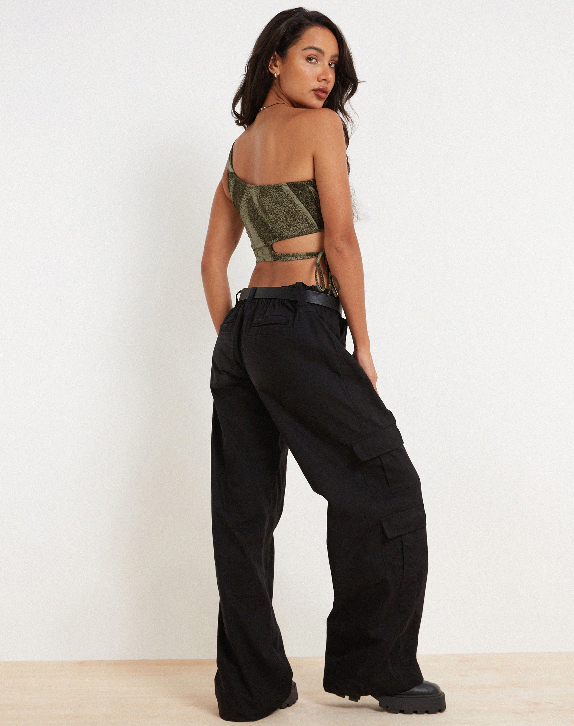 Image de Romila Crop Top in Dystopian Crease Khaki