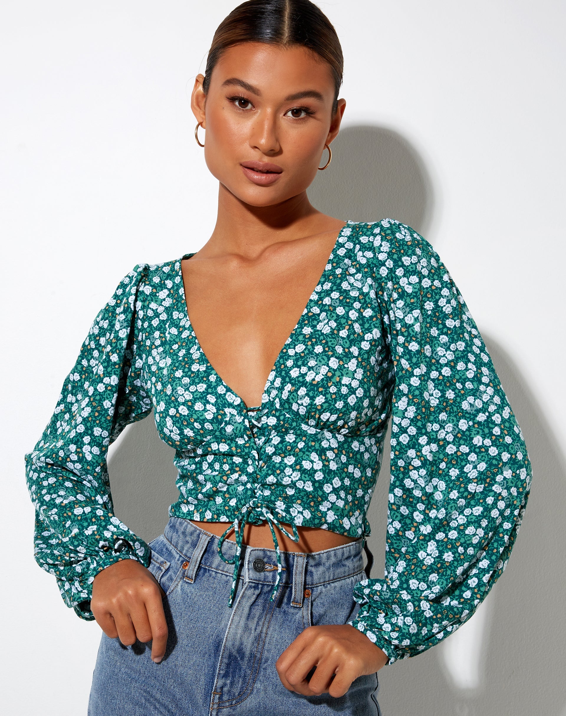 Image de Romina Long Sleeve Top in Floral Field Green
