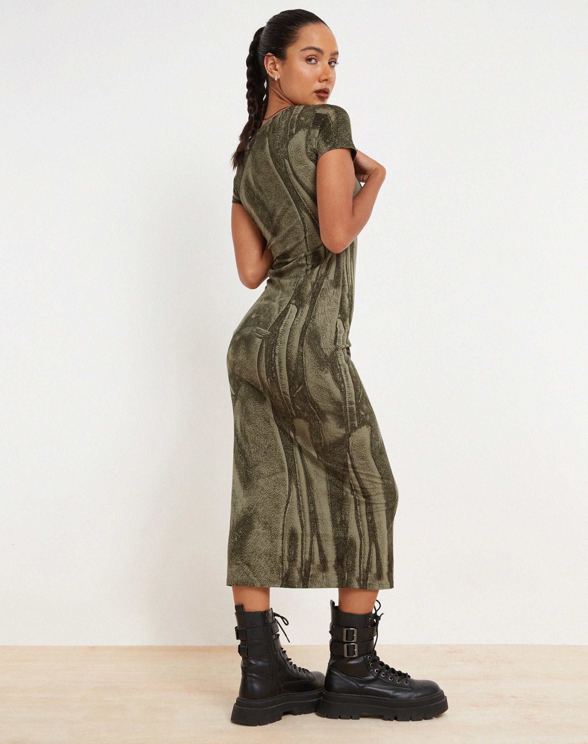 image de Rosika Midi Dress in Dystopian Crease Khaki