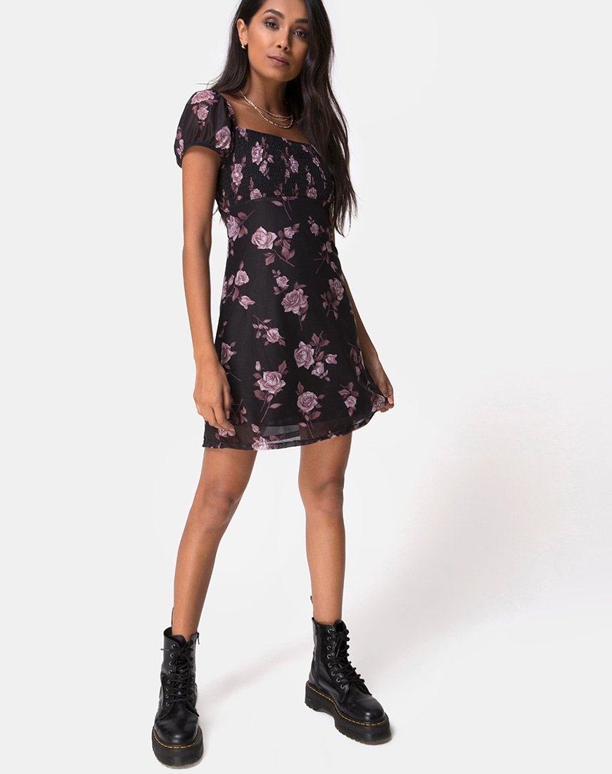 Image de la robe de thé Ruchine en rose foncé