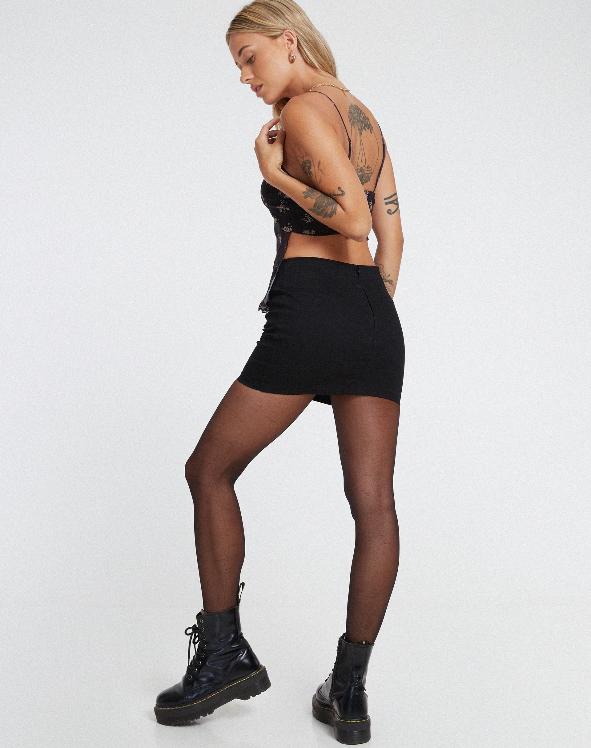 IMAGE DU Top Ruya en Femme Floral Noir et Or