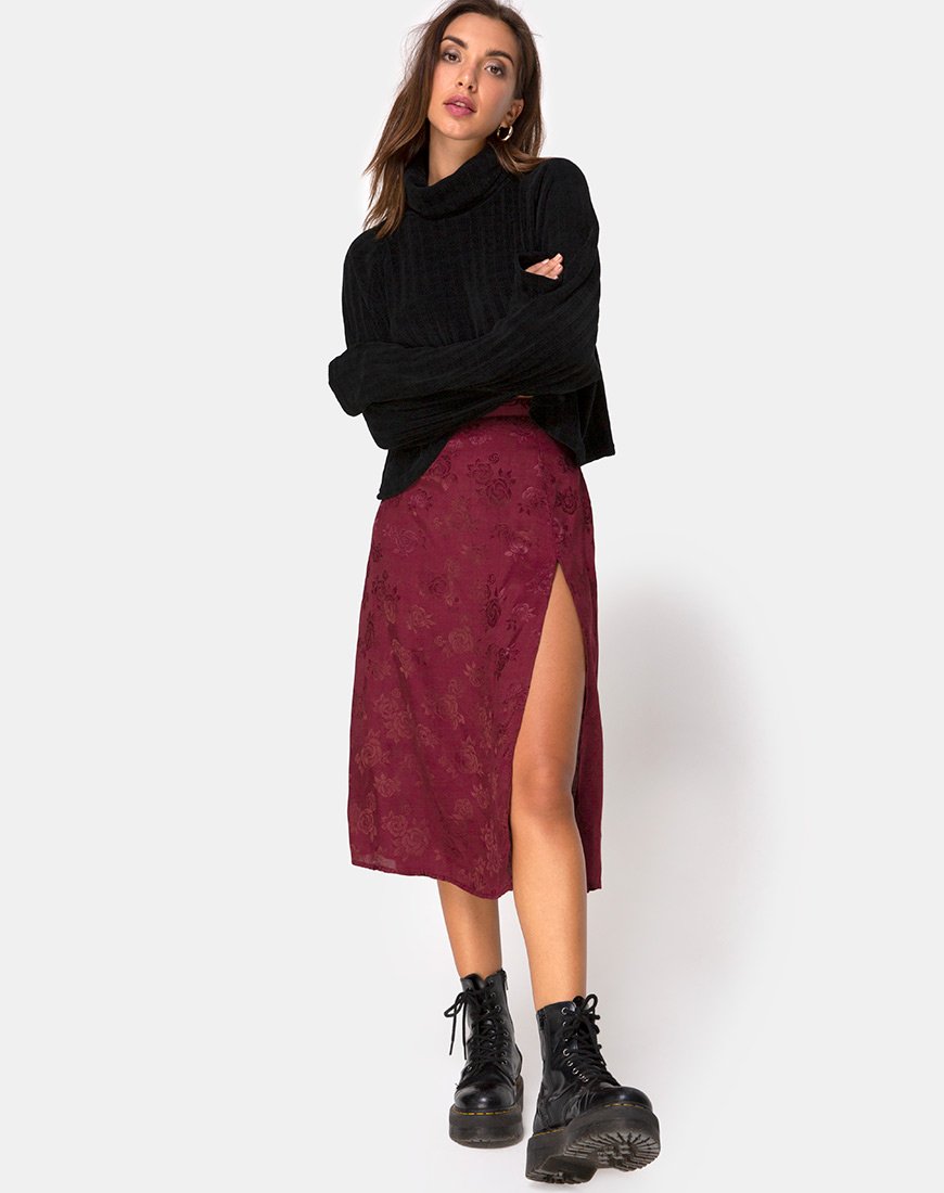 Image de la jupe midi Saika en satin Rose Burgundy
