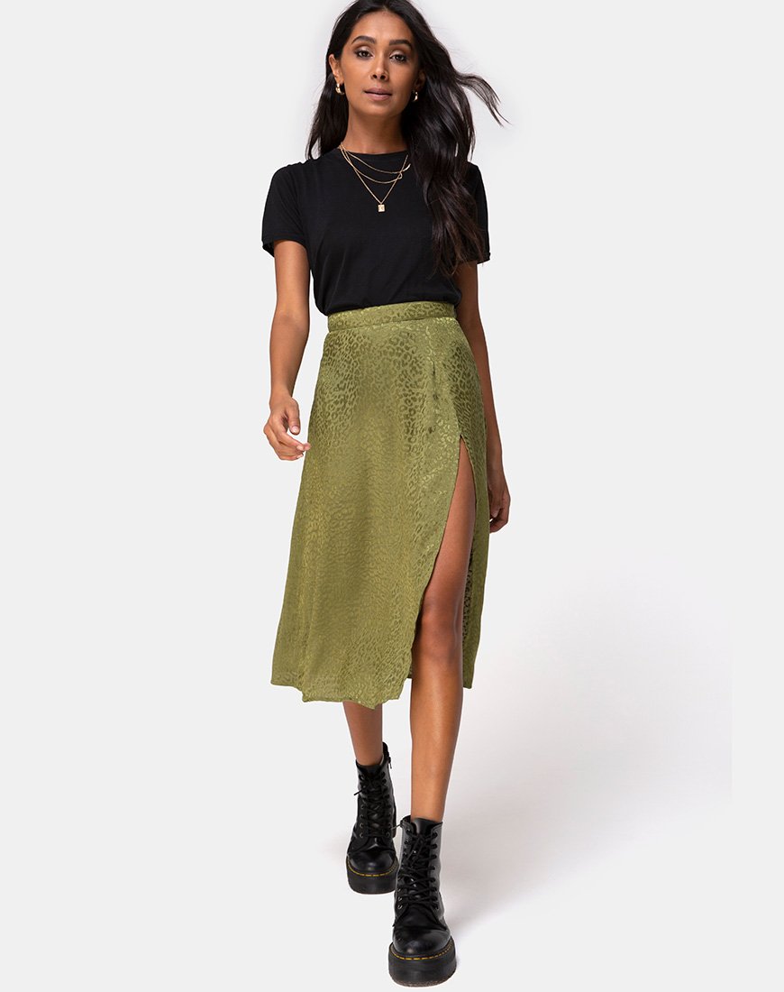 Image de la jupe midi Saika en satin Cheetah Khaki