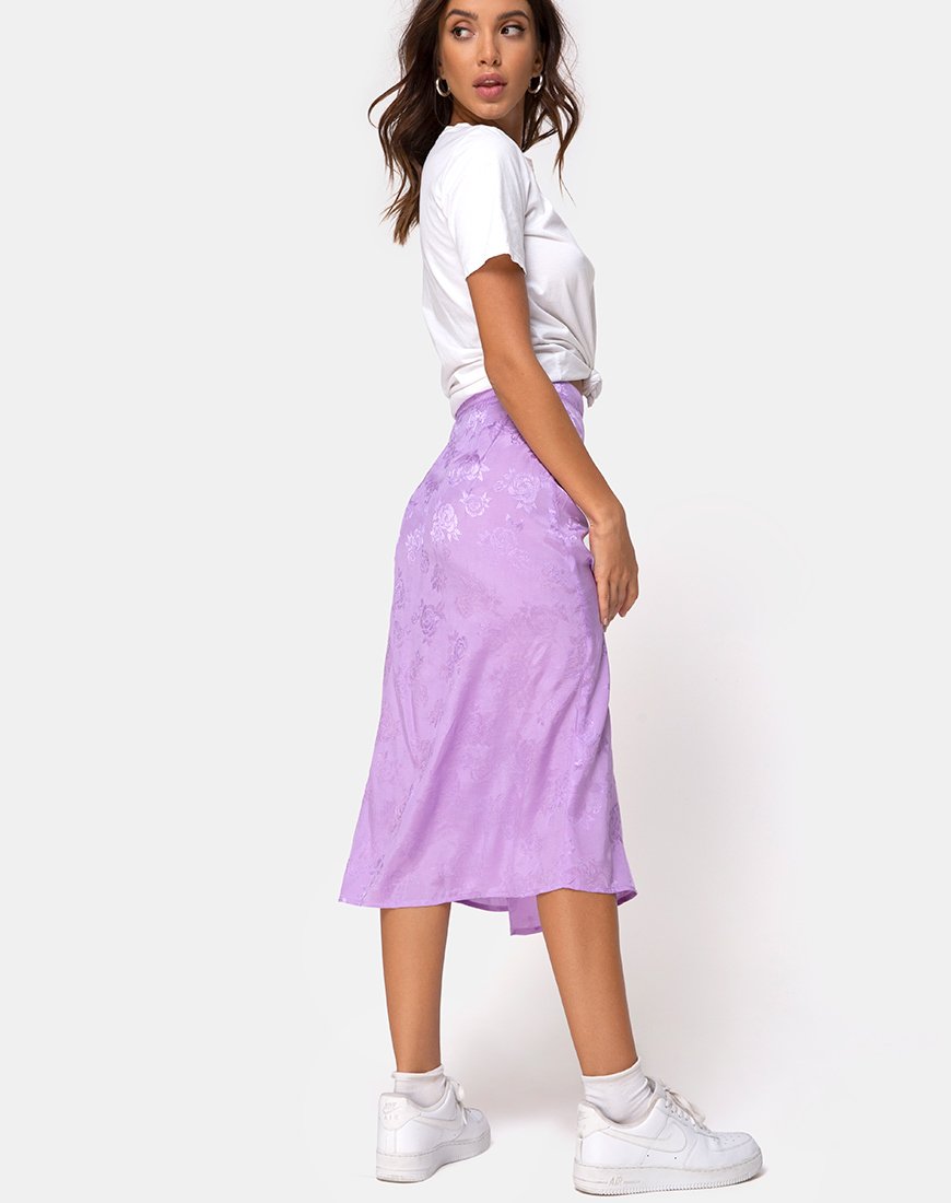 Image de la jupe midi Saika en satin rose Lilas