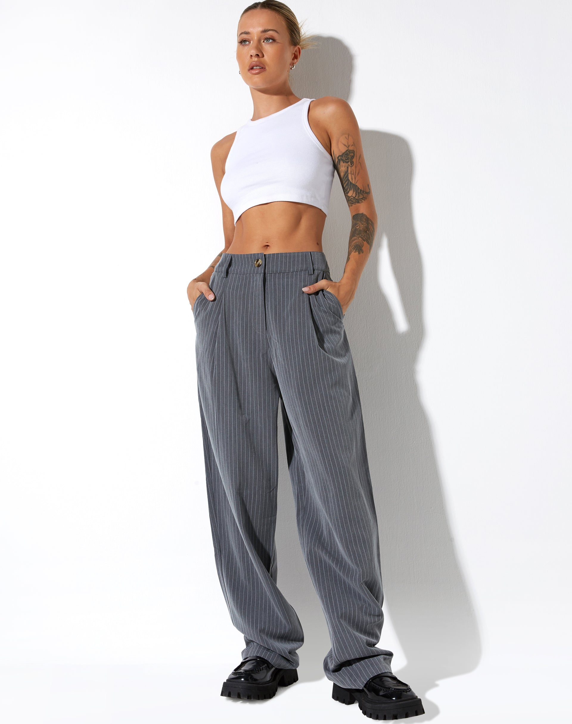 Image de Sakila Tailored Trouser in Pinstripe Grey