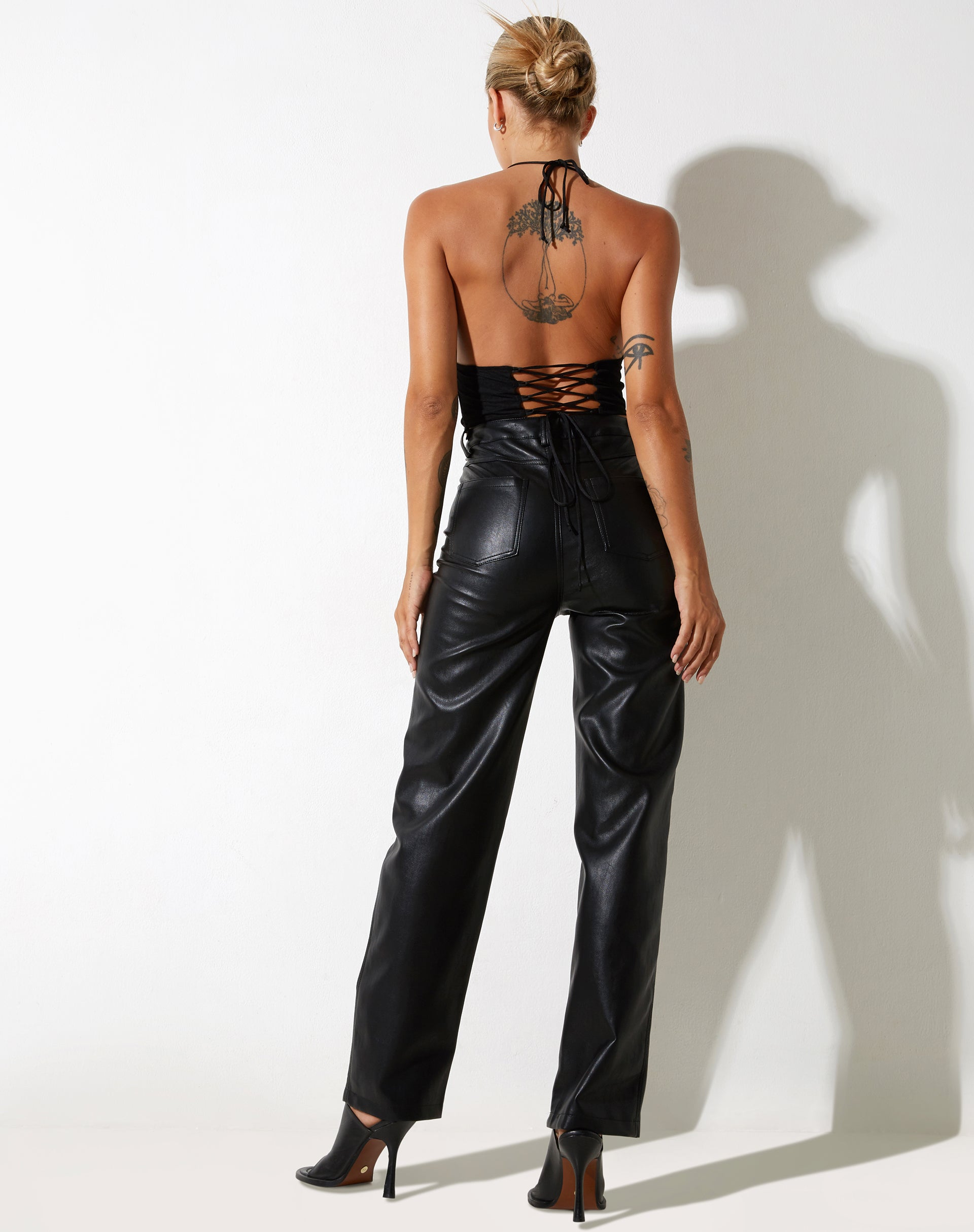 image de Salet Crop Top in Mesh Black