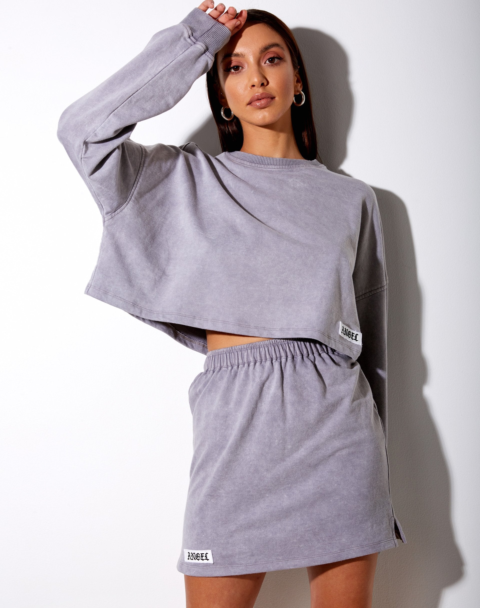 Image de Fawly Crop Top in Grey Wash Angel Embro Label