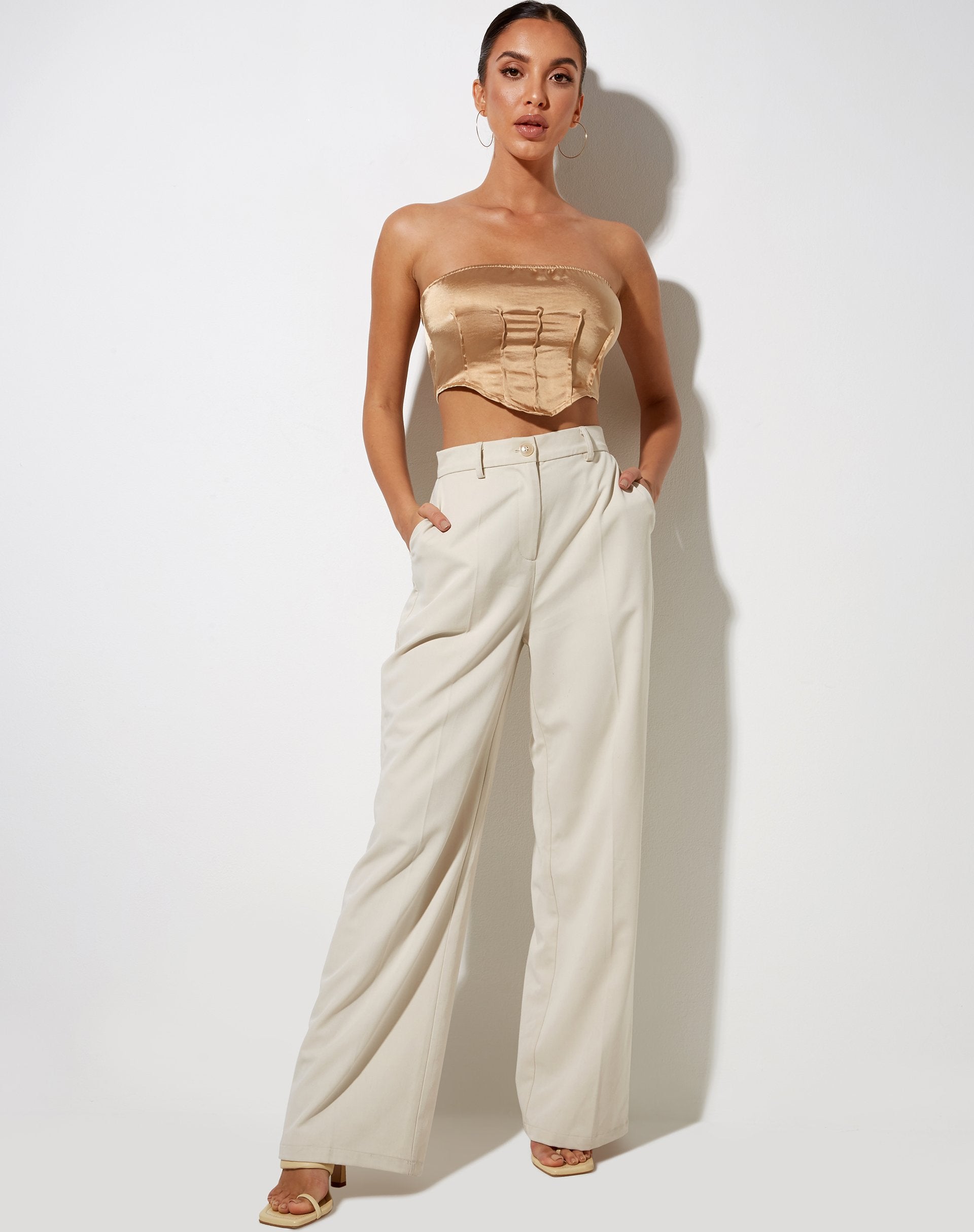 Image de Sanja Bandeau Top en satin Golden Sand