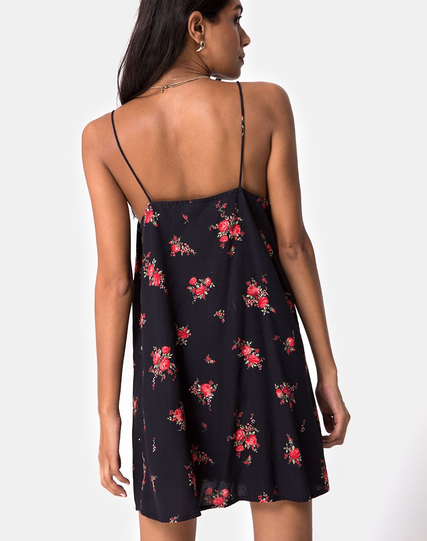 Sanna Slip Dress en Soi Rose noir et rouge